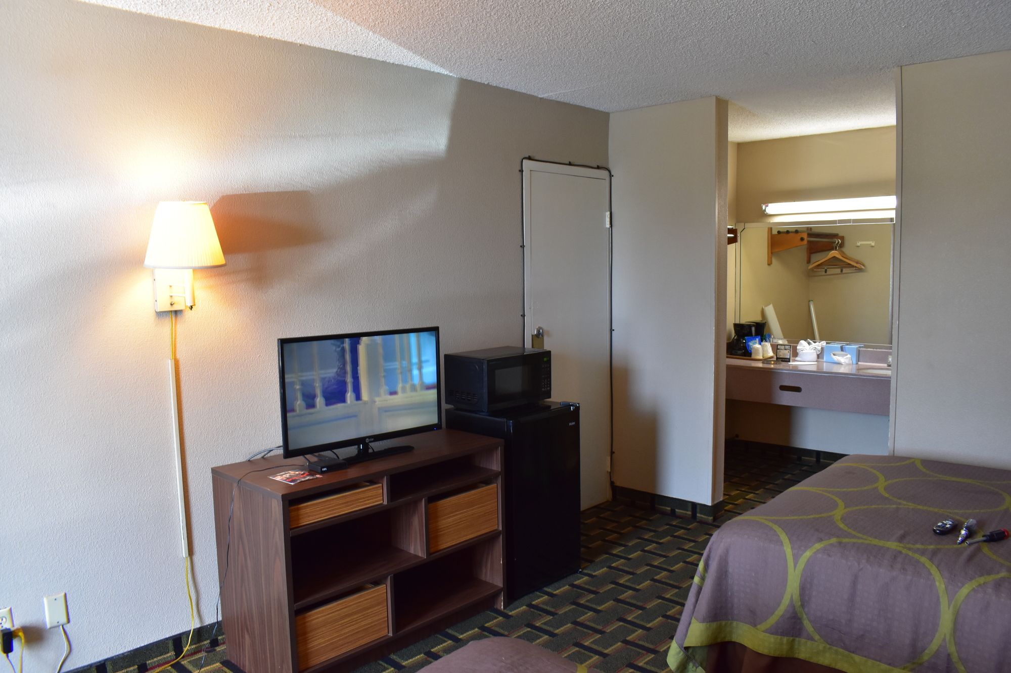 Super 8 by Wyndham Ocala I-75