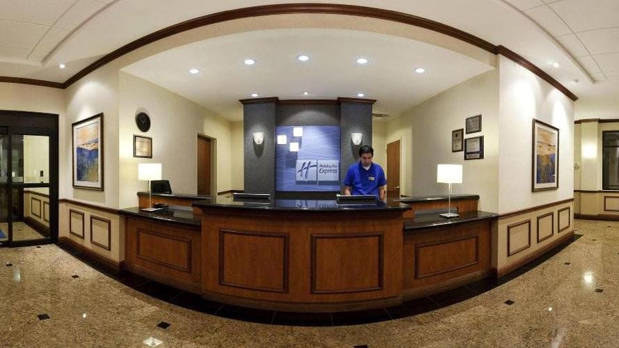 Holiday Inn Express Hotel & Suites Lake Okeechobee