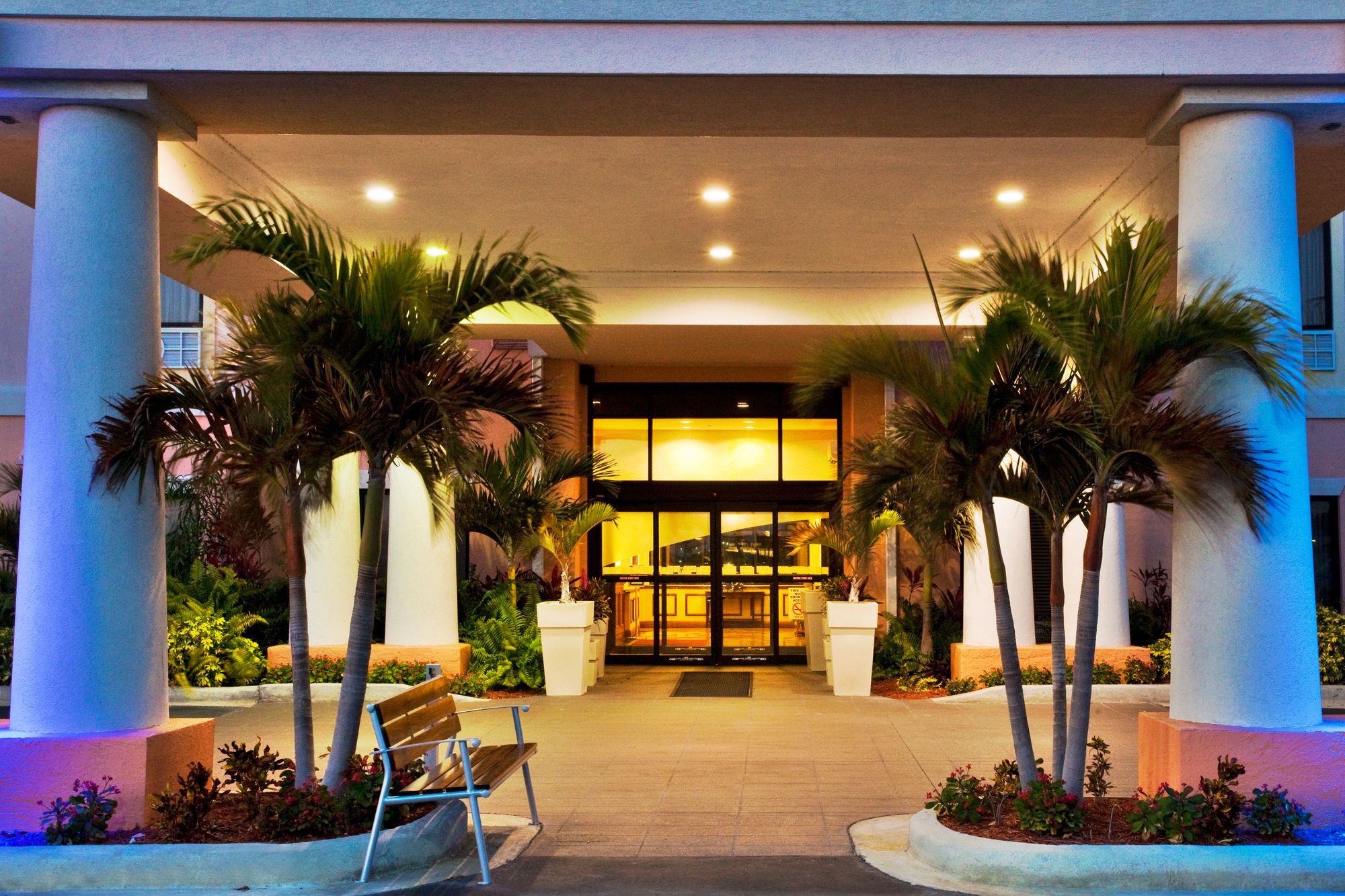 Holiday Inn Express Hotel & Suites Lake Okeechobee