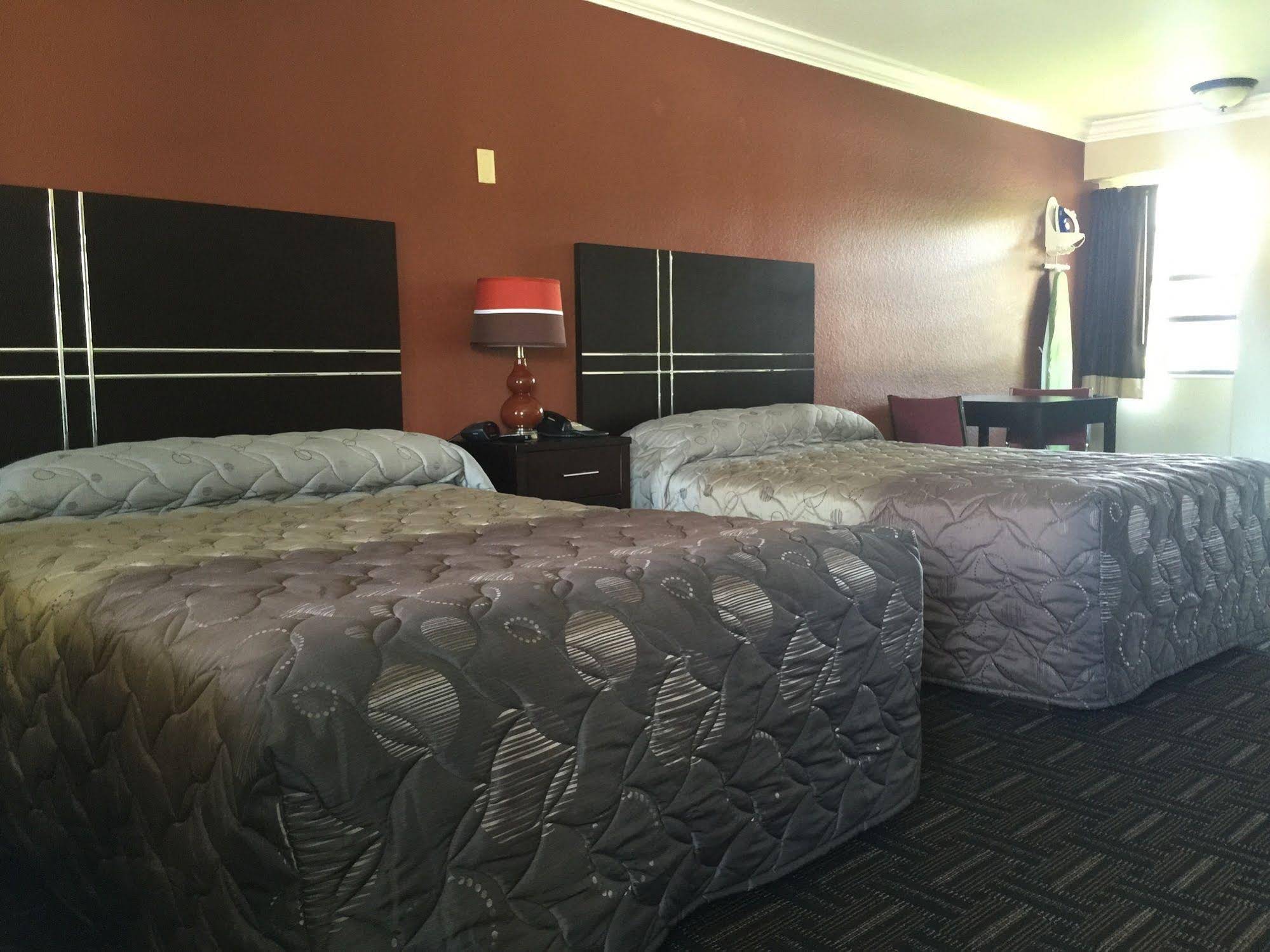 Orange City Motel