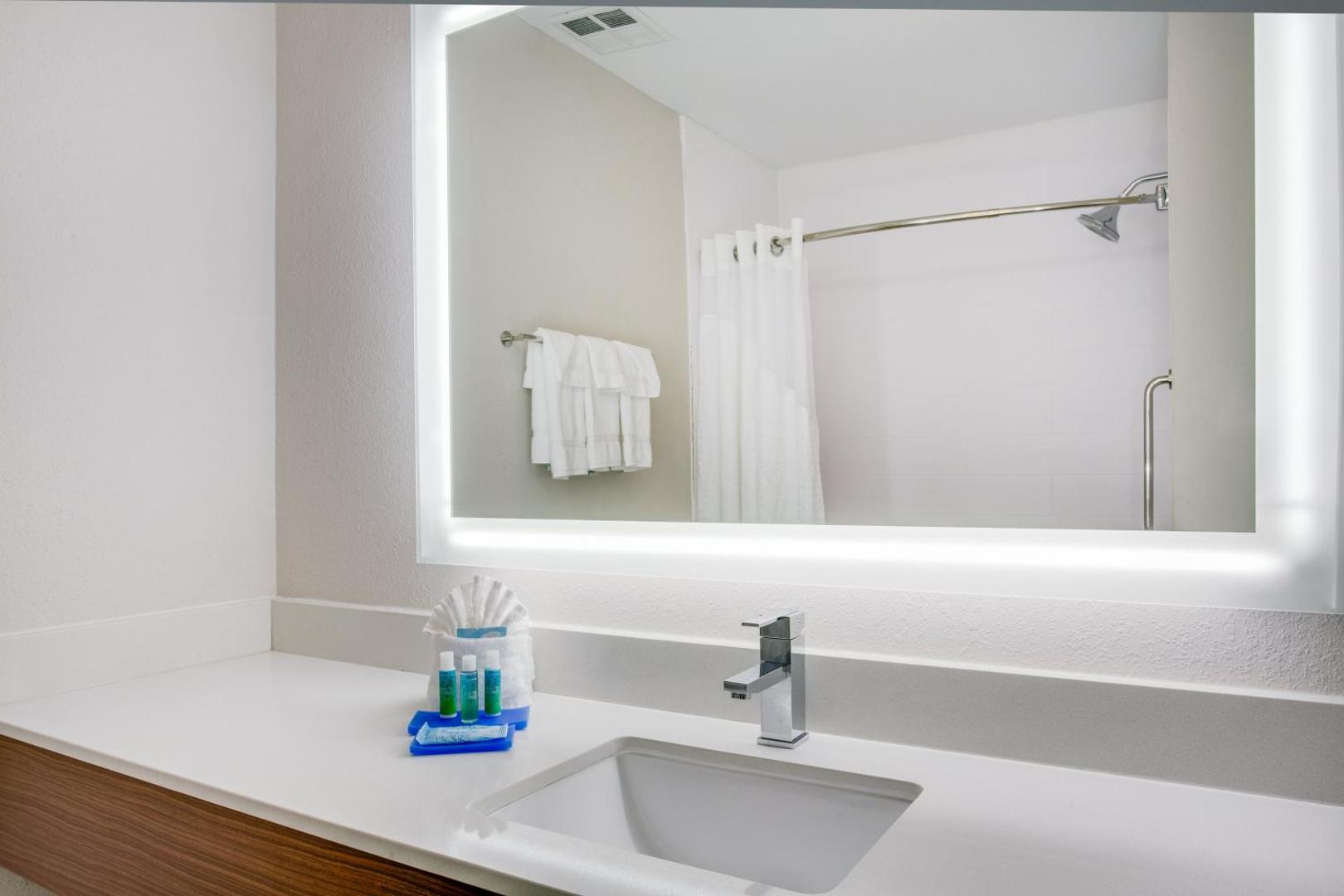 Holiday Inn Express & Suites Fleming Island