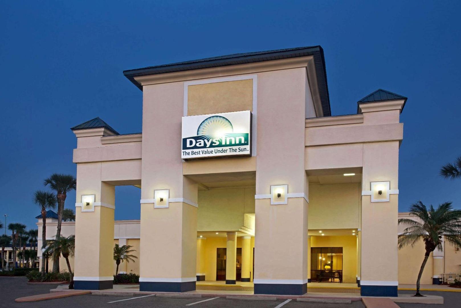 Days Inn by Wyndham Orlando Airport Florida Mall