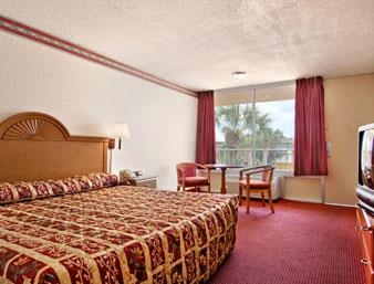 Howard Johnson by Wyndham Orlando/International Drive