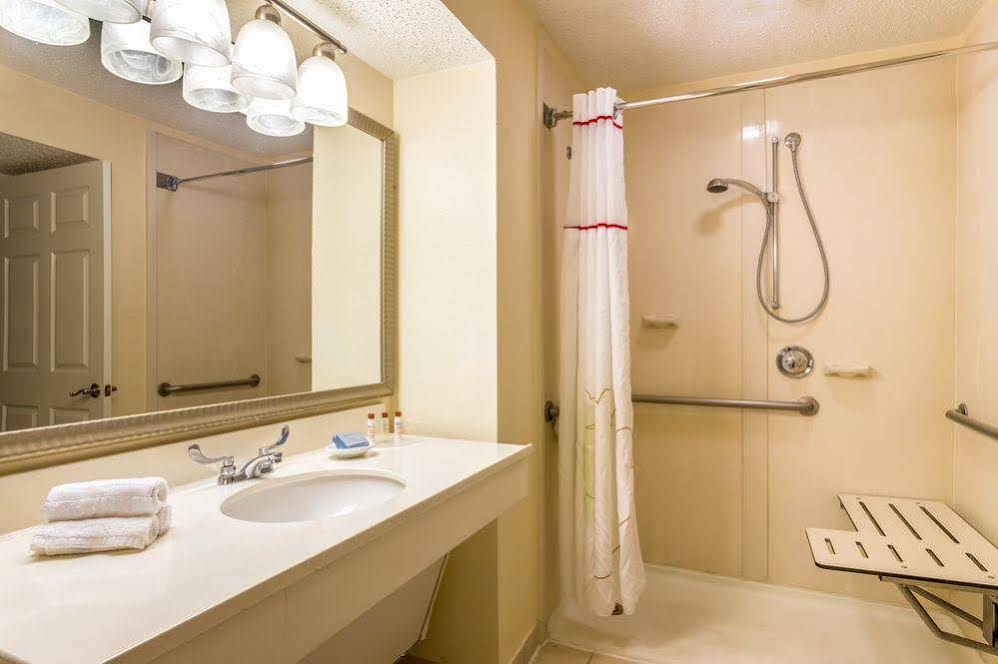 Fusion Orlando Extended Stay Suites