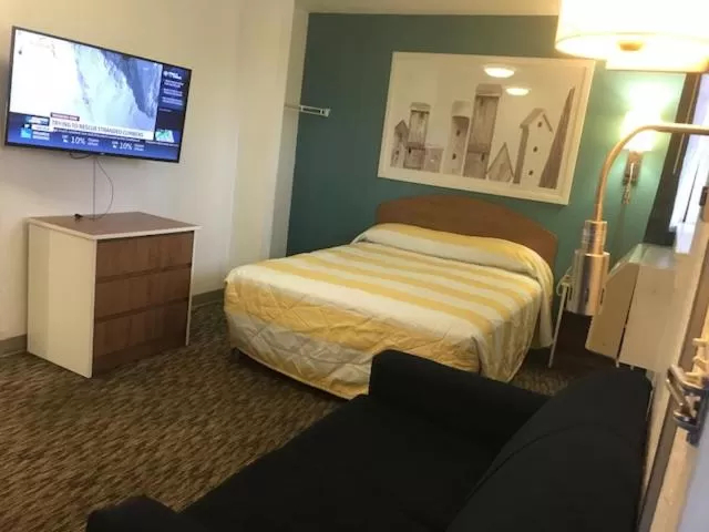 InTown Suites Extended Stay Orlando FL Universal
