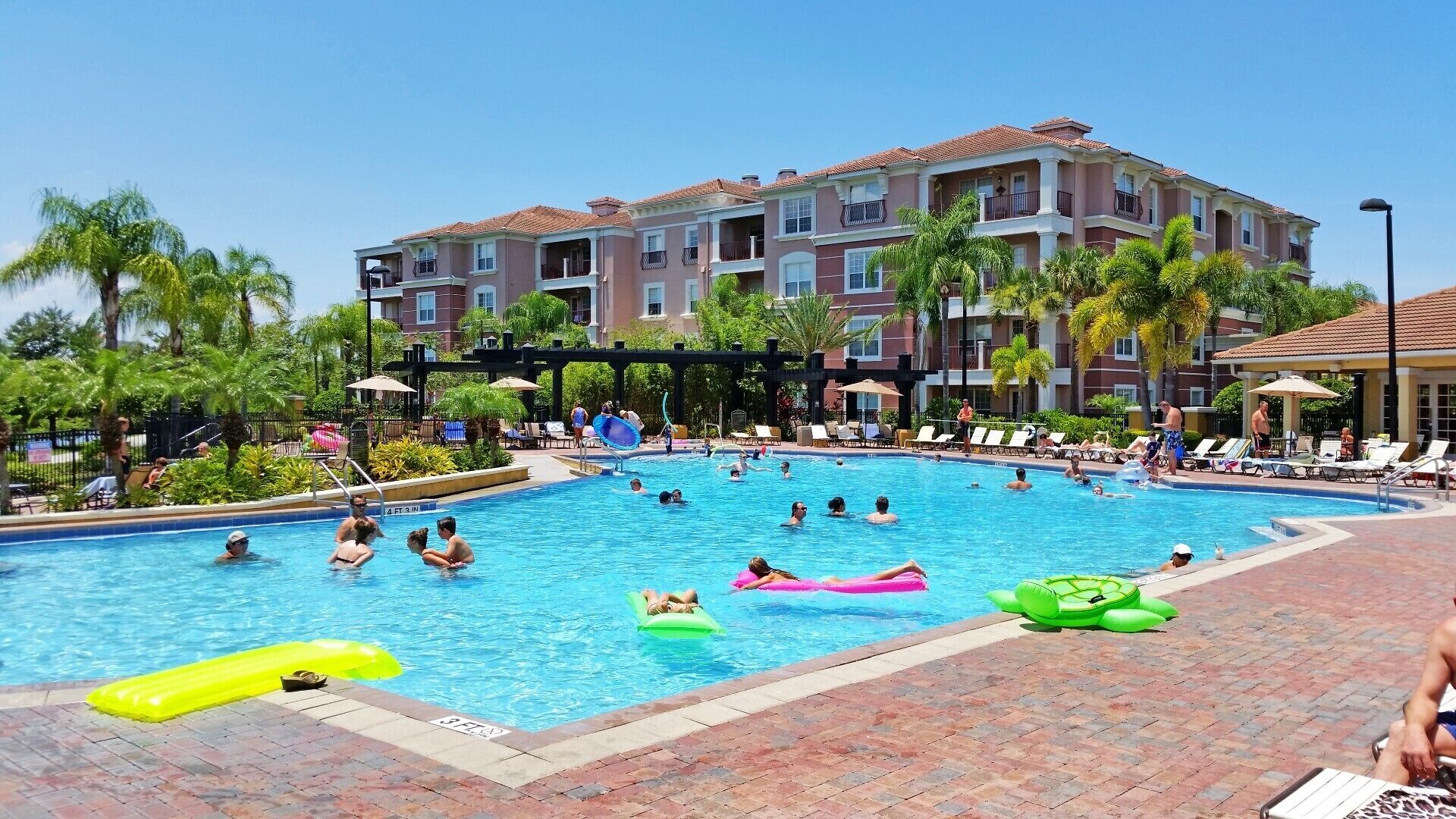 Lake Front Oasis