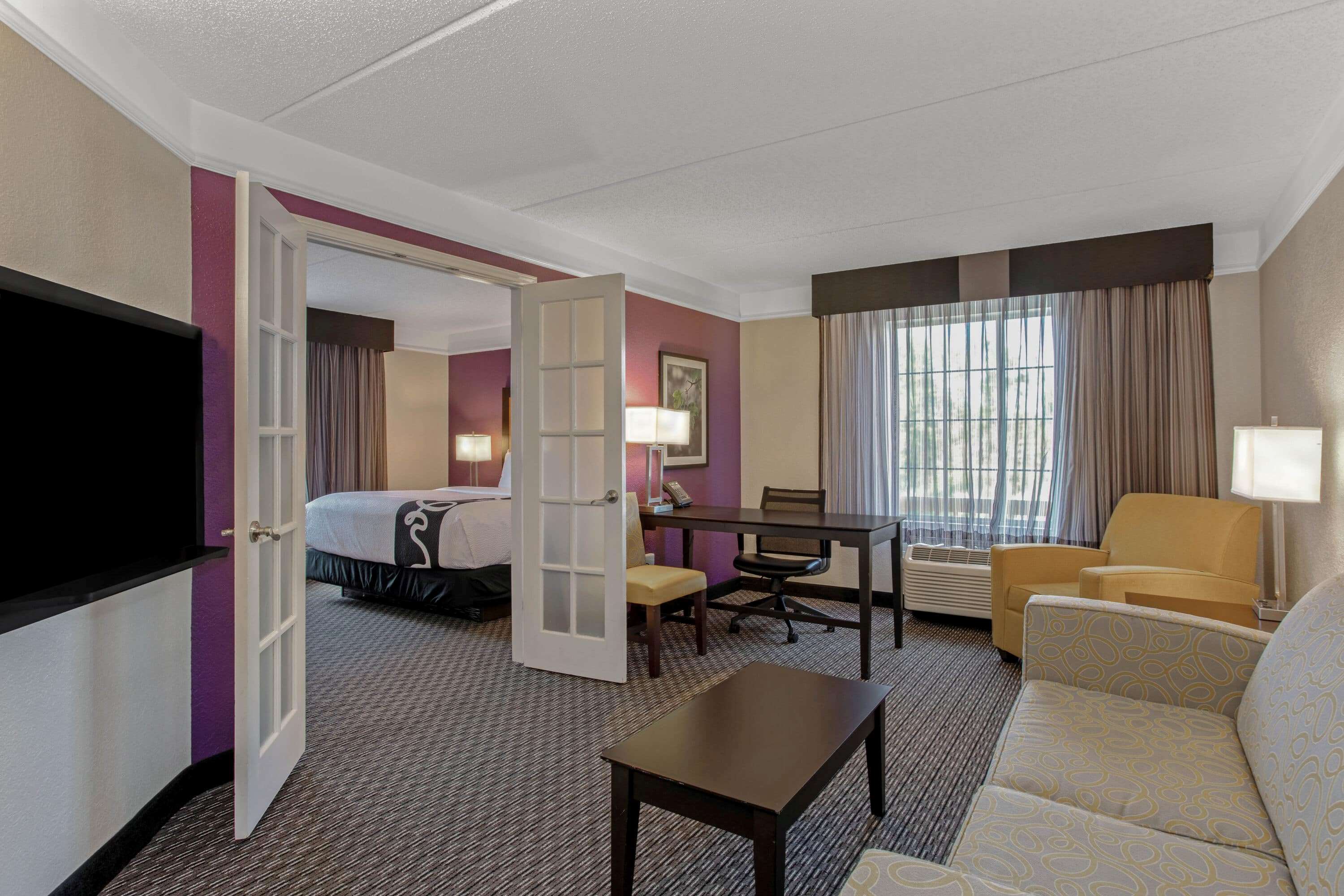 La Quinta Inn & Suites by Wyndham Orlando Airport North