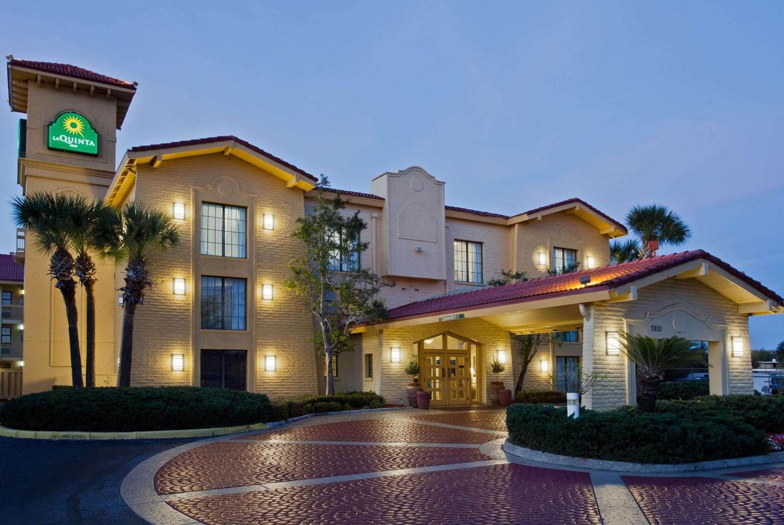 La Quinta Inn by Wyndham Orlando Airport West