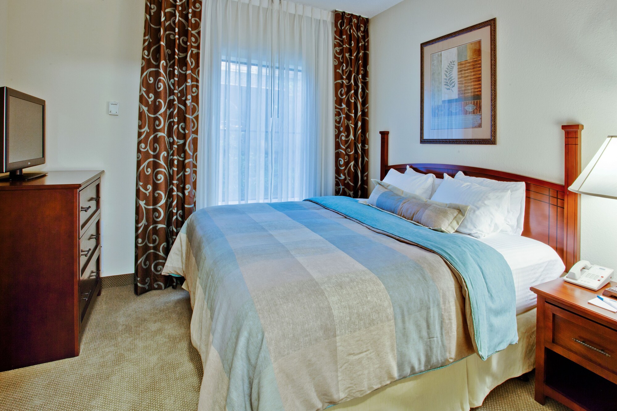 Staybridge Suites Orlando Airport South