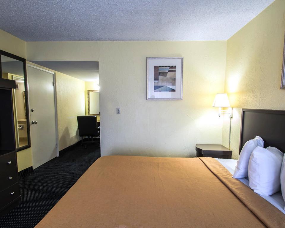 Econo Lodge