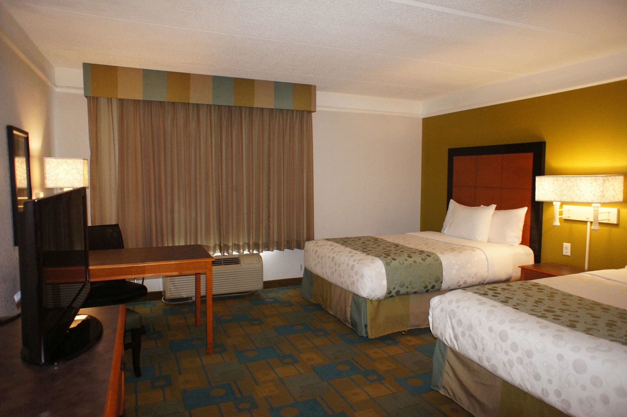 La Quinta Inn & Suites by Wyndham Panama City