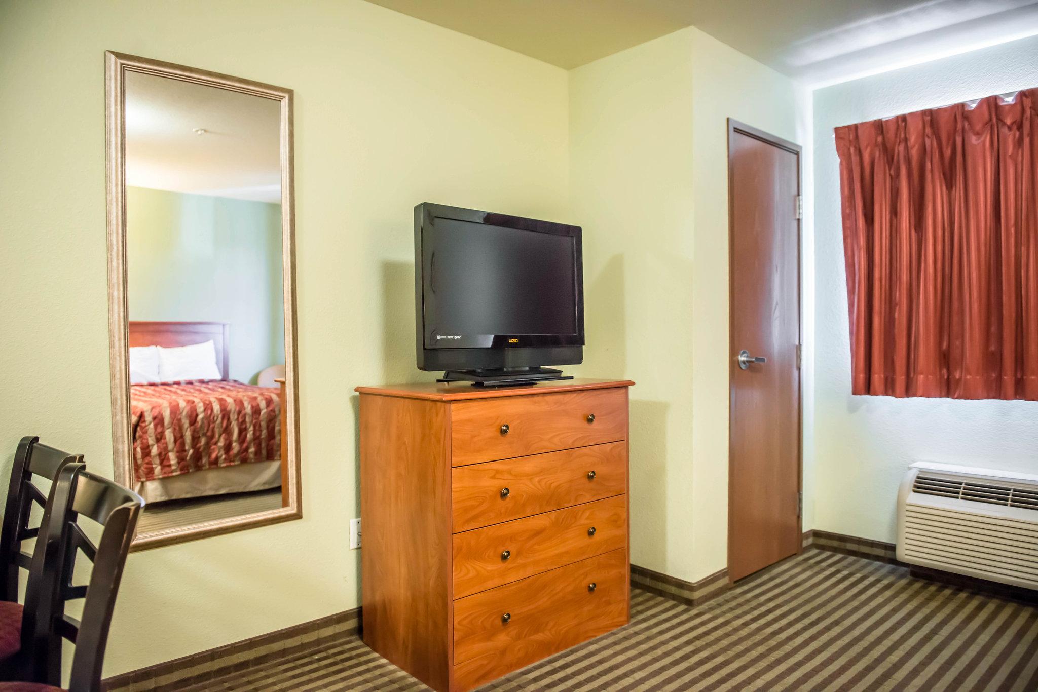 Suburban Studios near Panama City Beach