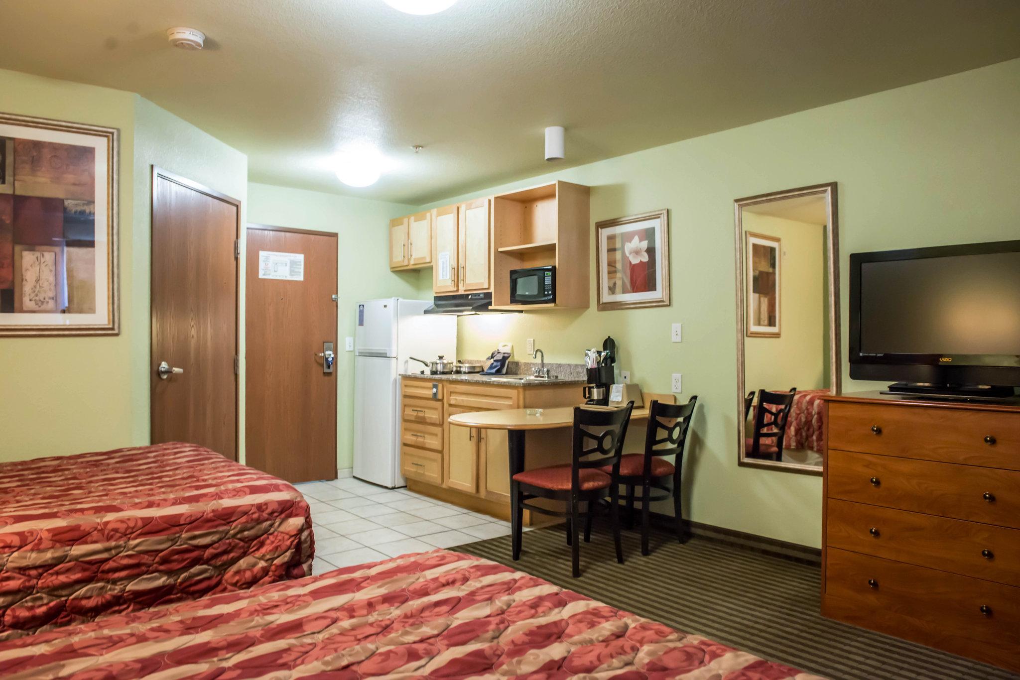 Suburban Studios near Panama City Beach