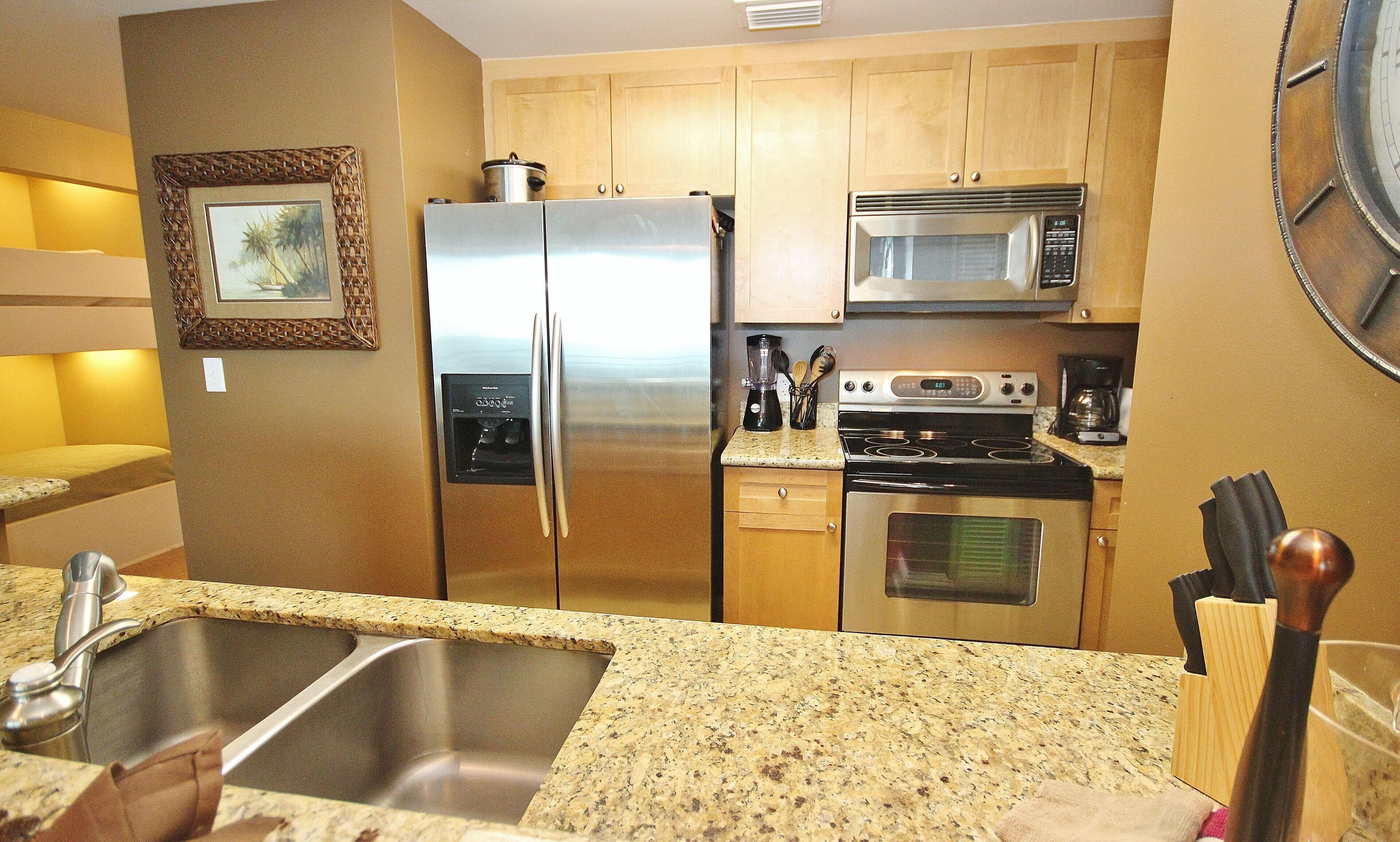 Aqua Resort by Teeming Vacation Rentals