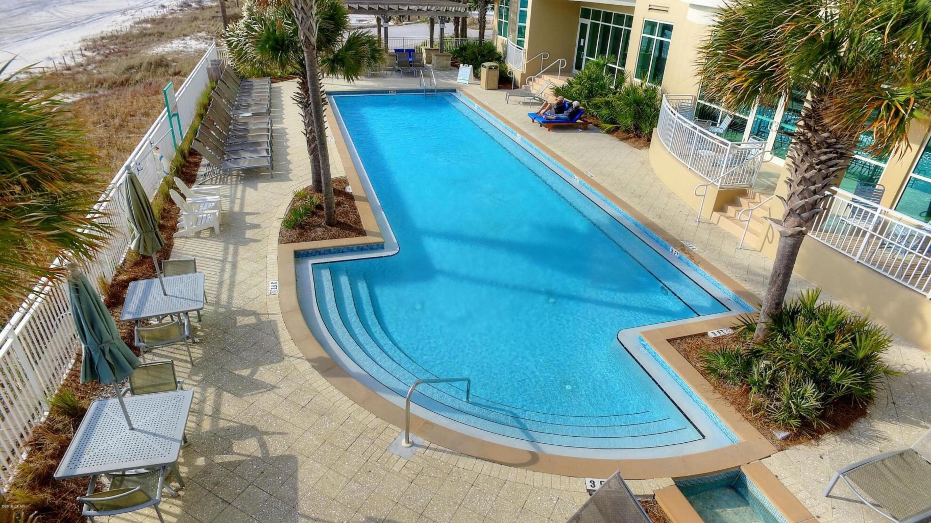 Aqua Resort by Teeming Vacation Rentals
