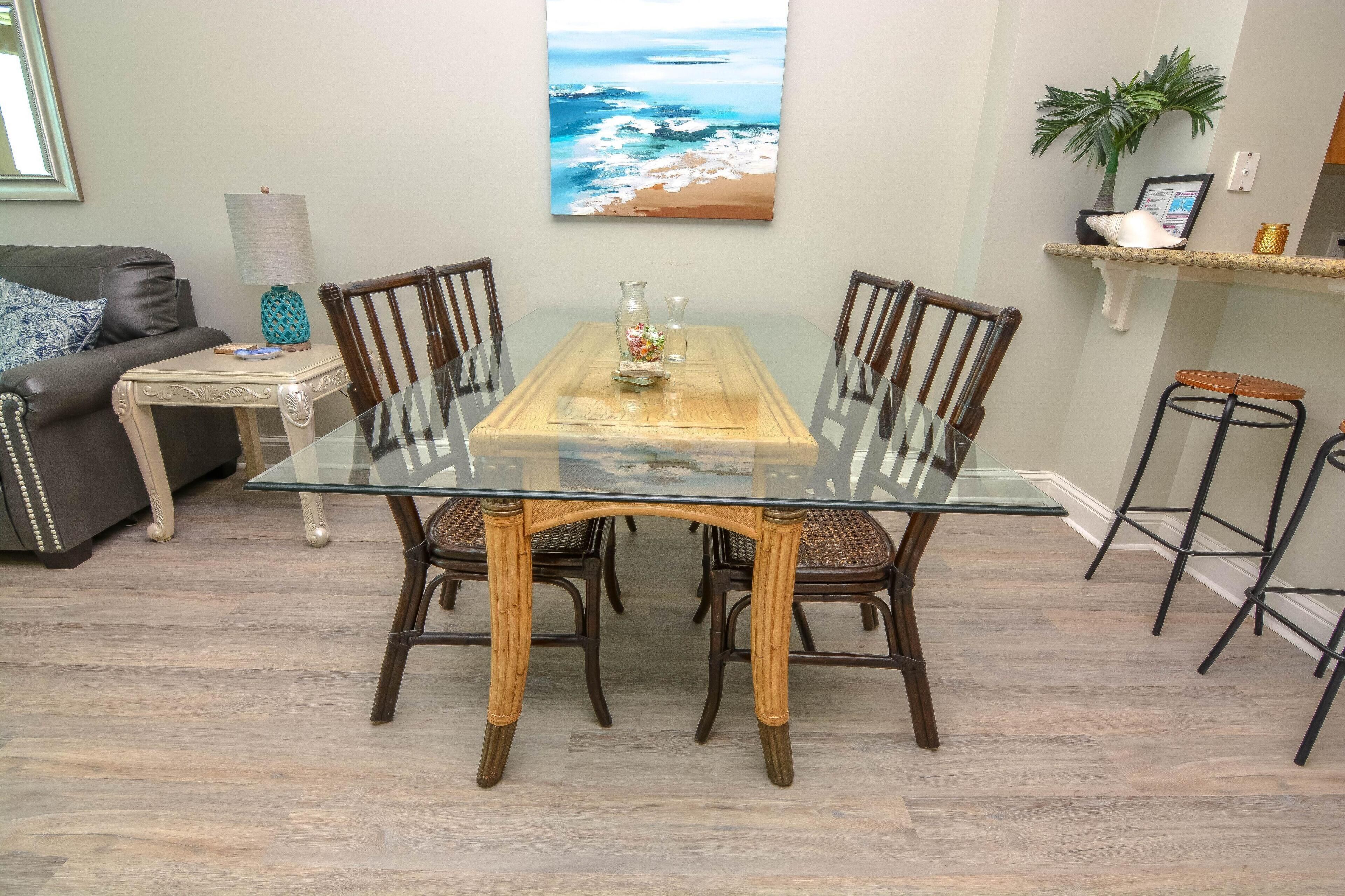 Aqua Resort by Teeming Vacation Rentals