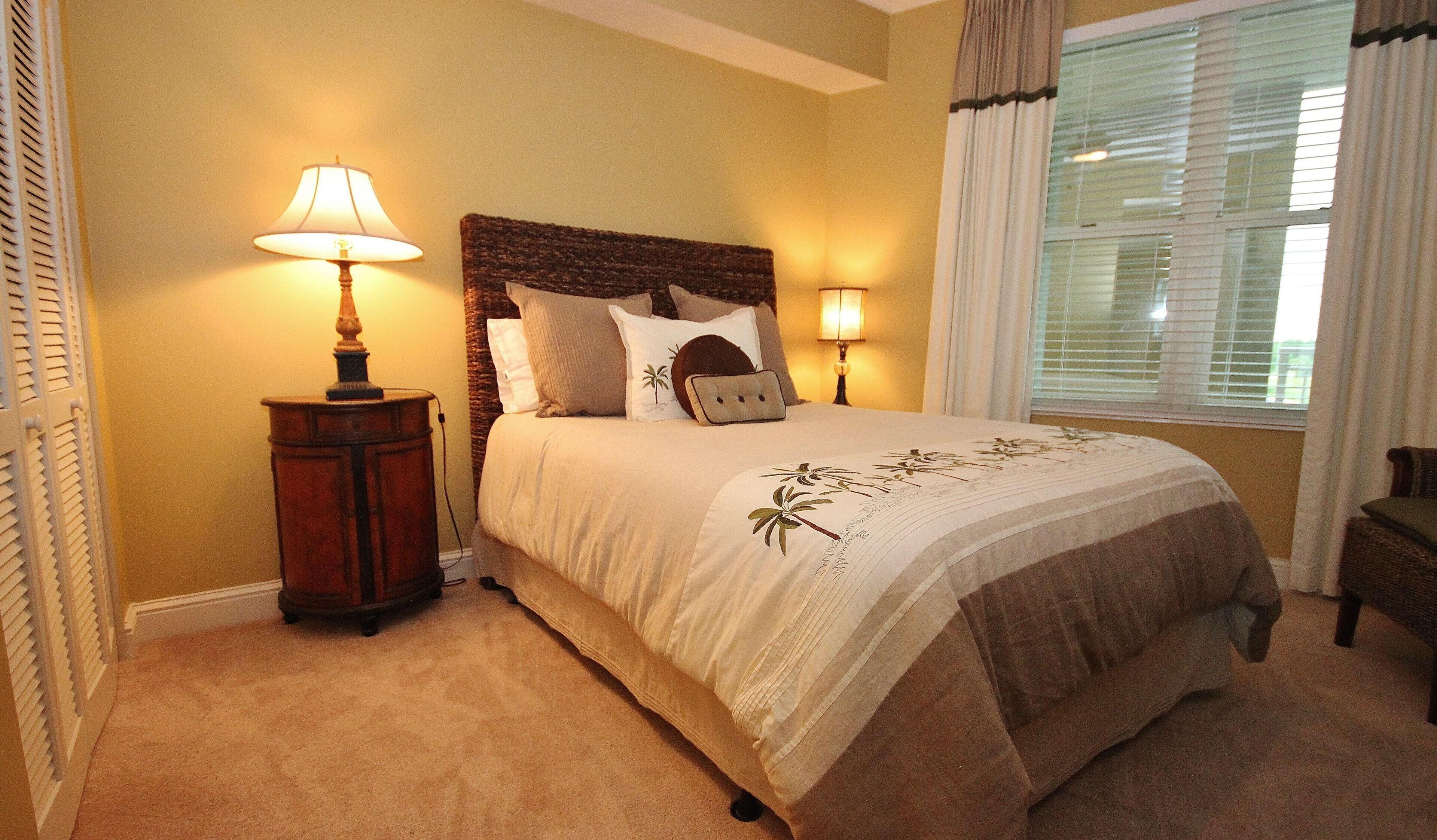 Aqua Resort by Teeming Vacation Rentals