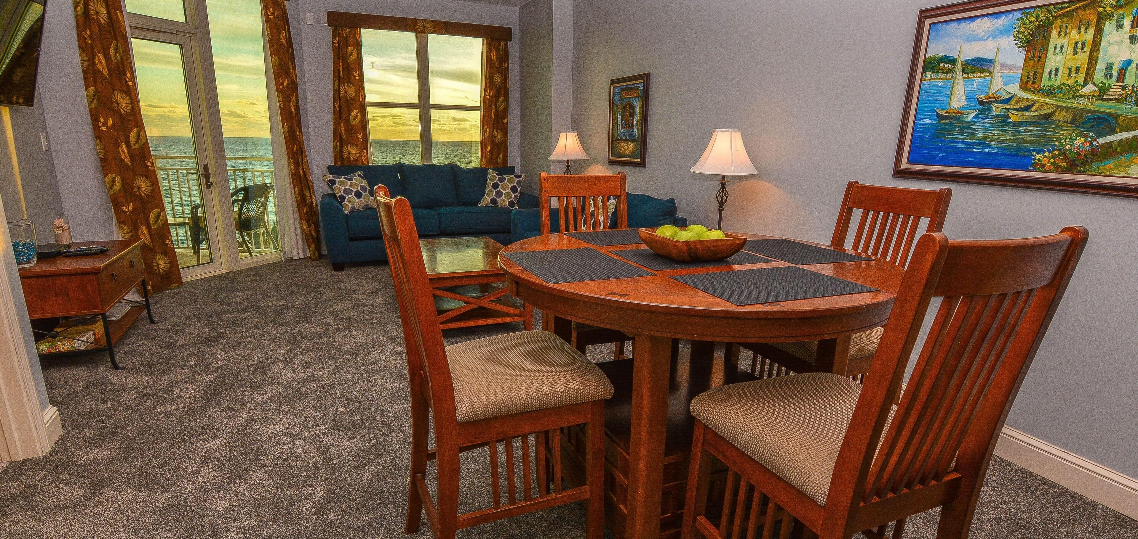 Aqua Resort by Teeming Vacation Rentals