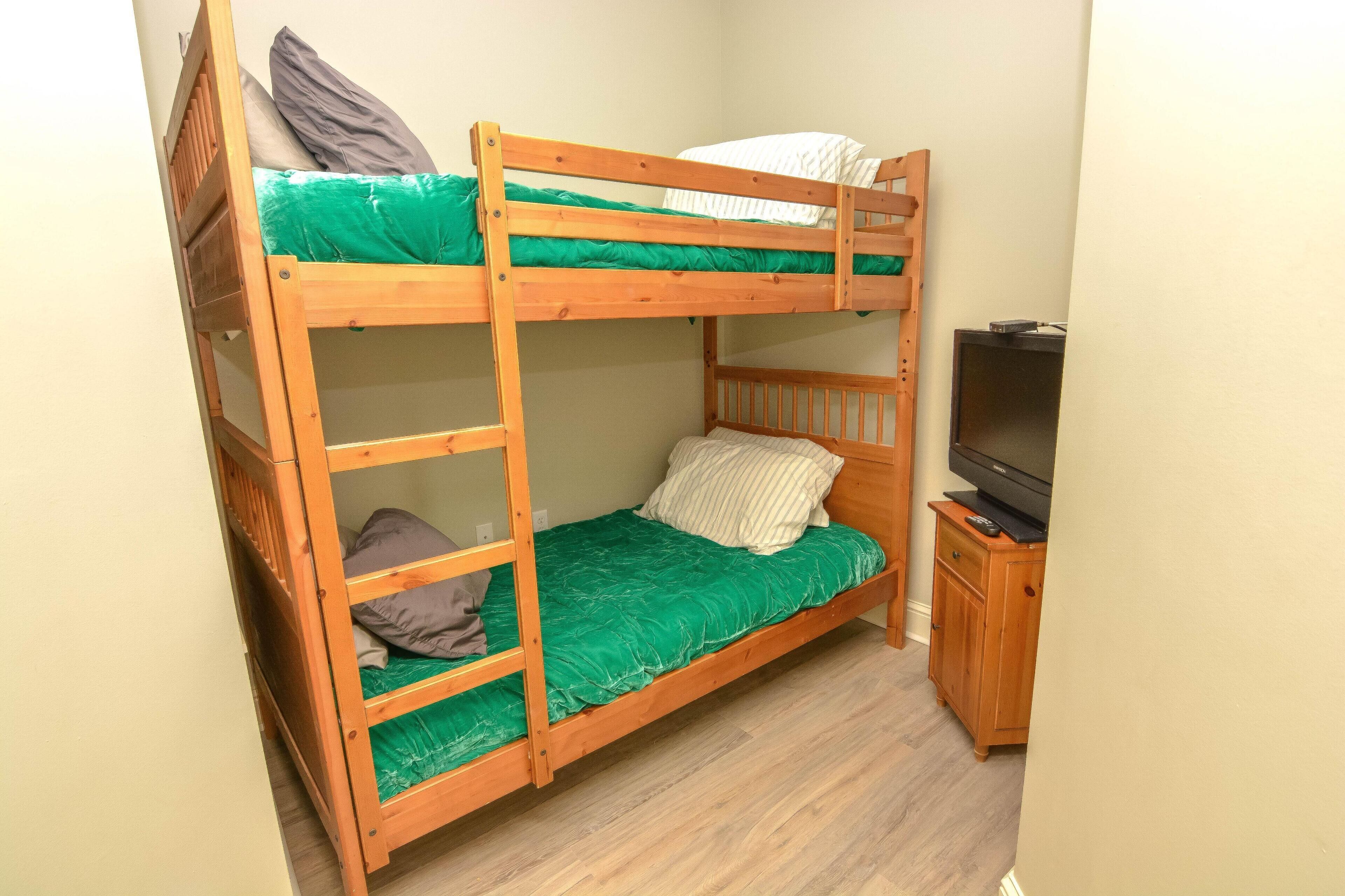 Aqua Resort by Teeming Vacation Rentals