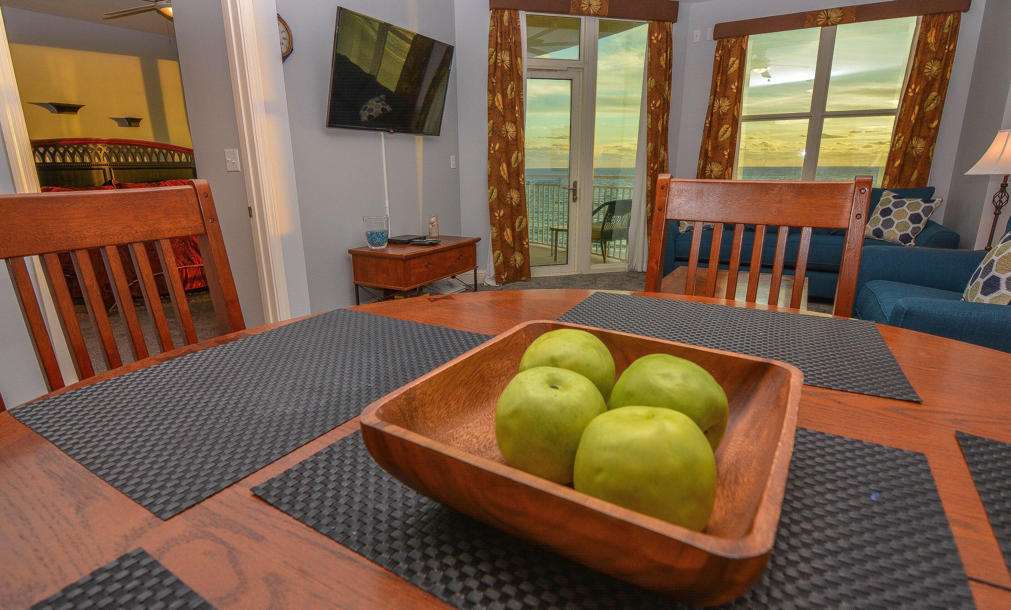 Aqua Resort by Teeming Vacation Rentals