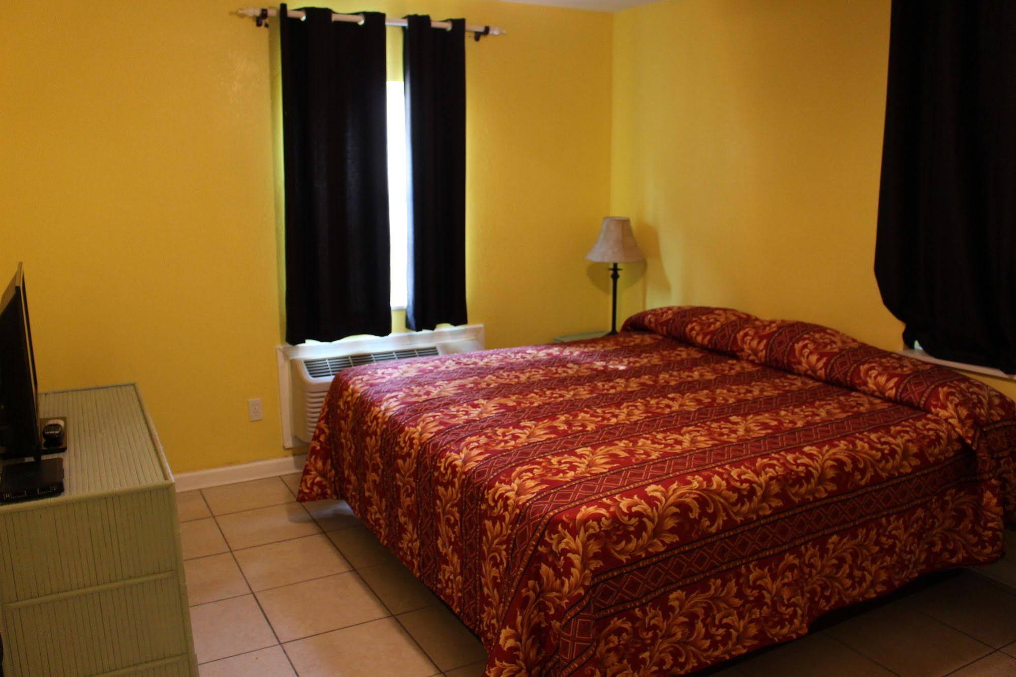 Aqua View Motel