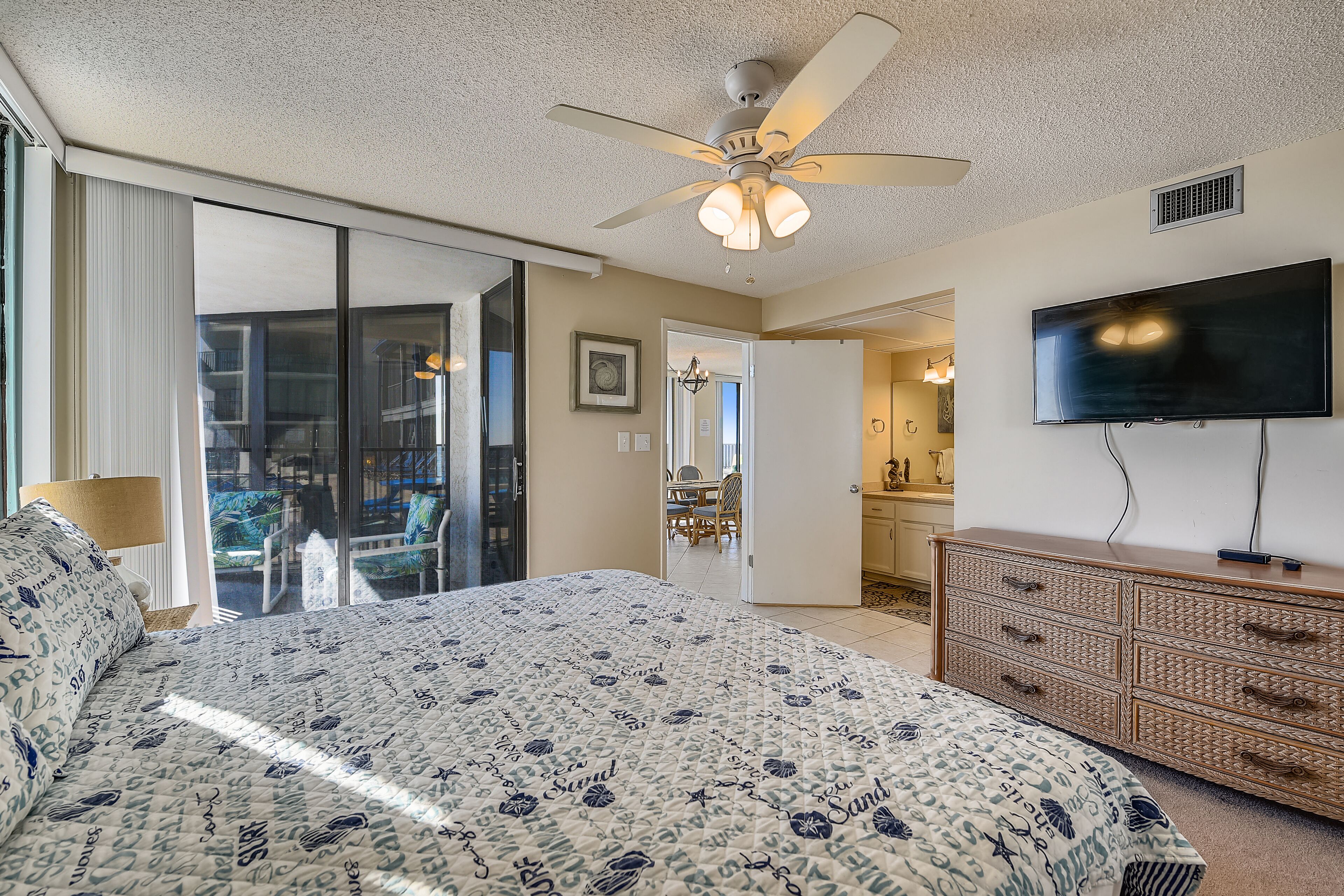 Aquavista Condominiums by Book That Condo