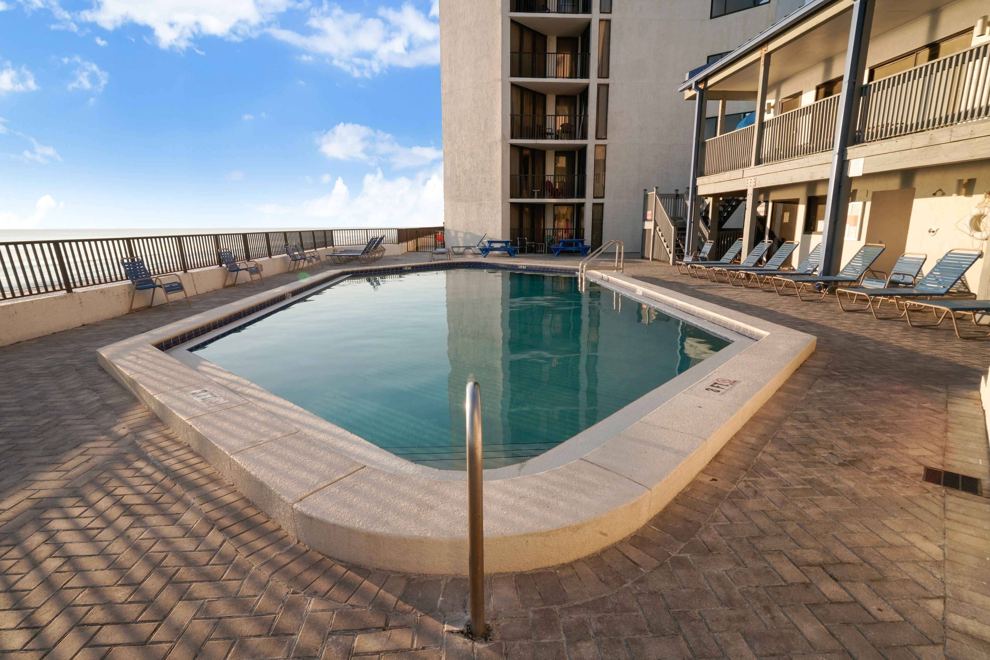 Aquavista Condominiums by Book That Condo