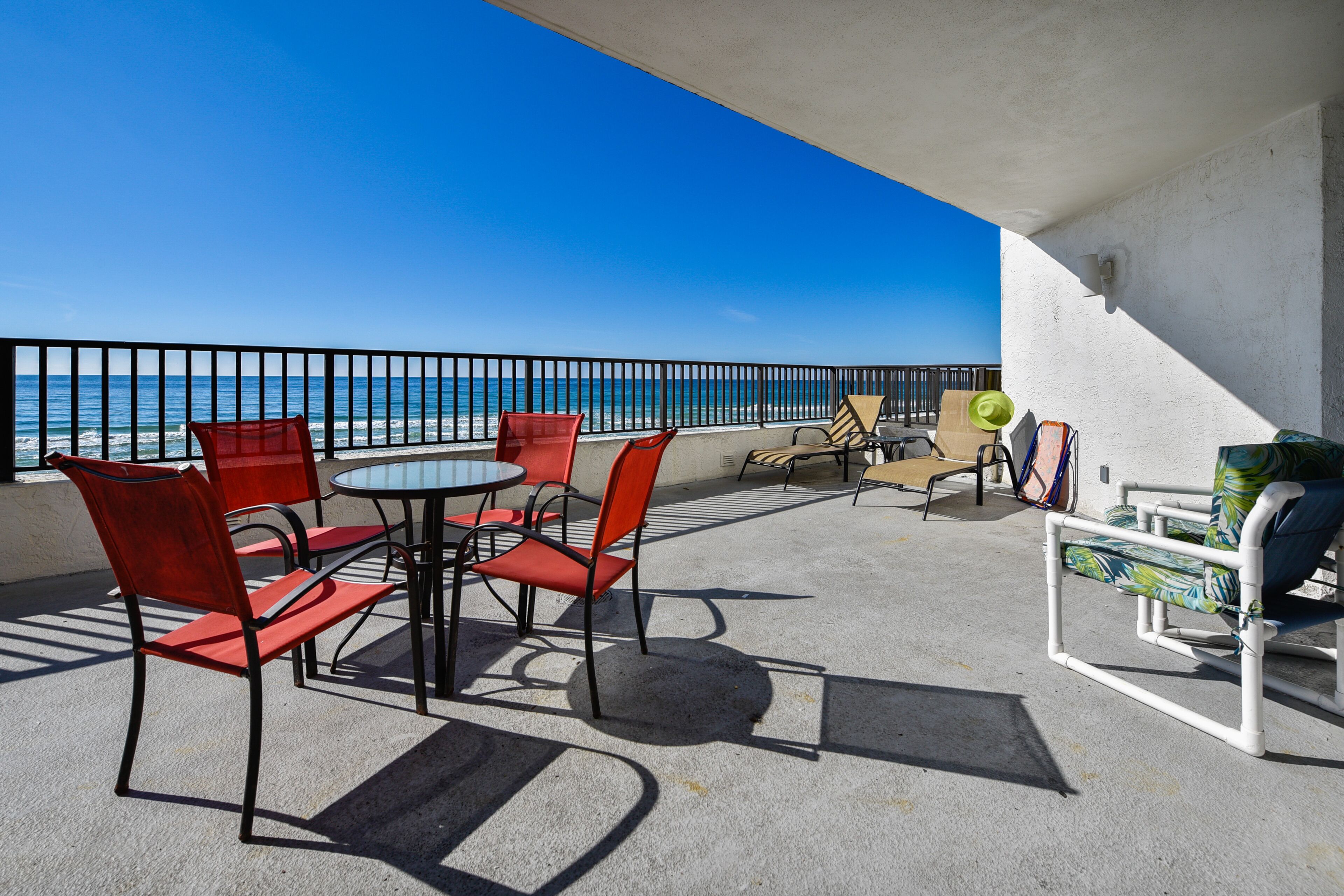 Aquavista Condominiums by Book That Condo