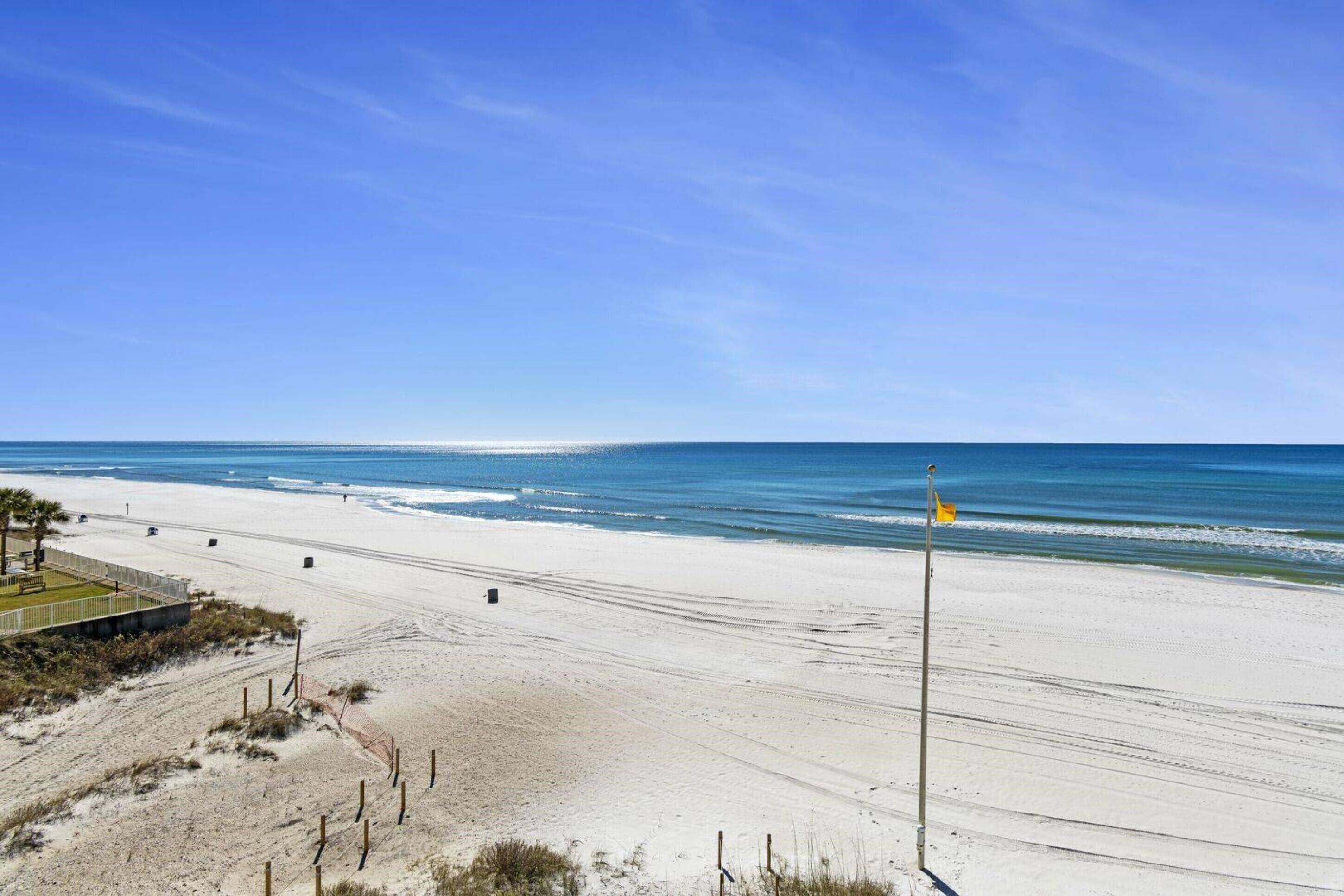 Beach House - Reel Em Inn by Panhandle Getaways