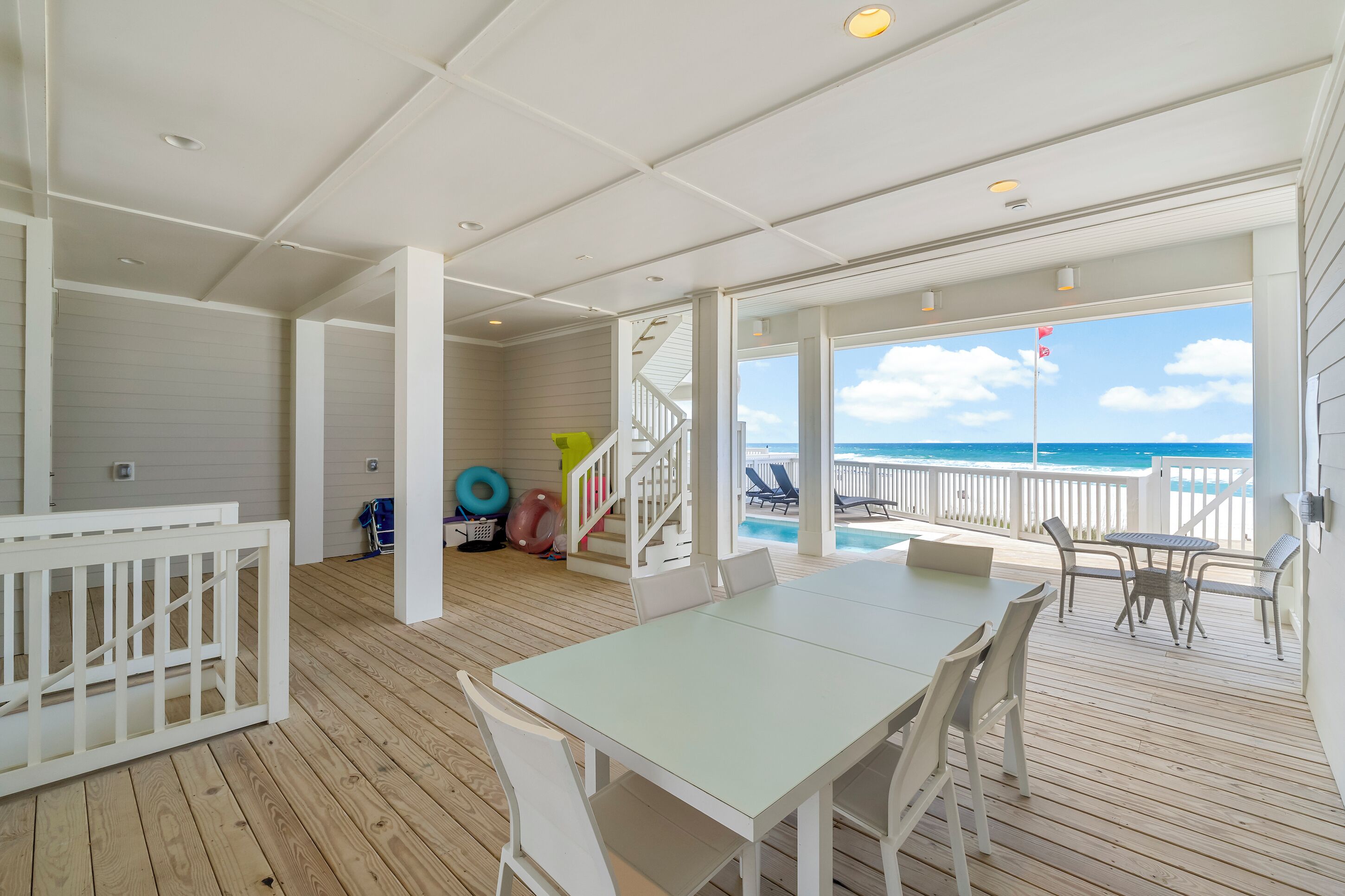 Beach House - Reel Em Inn by Panhandle Getaways
