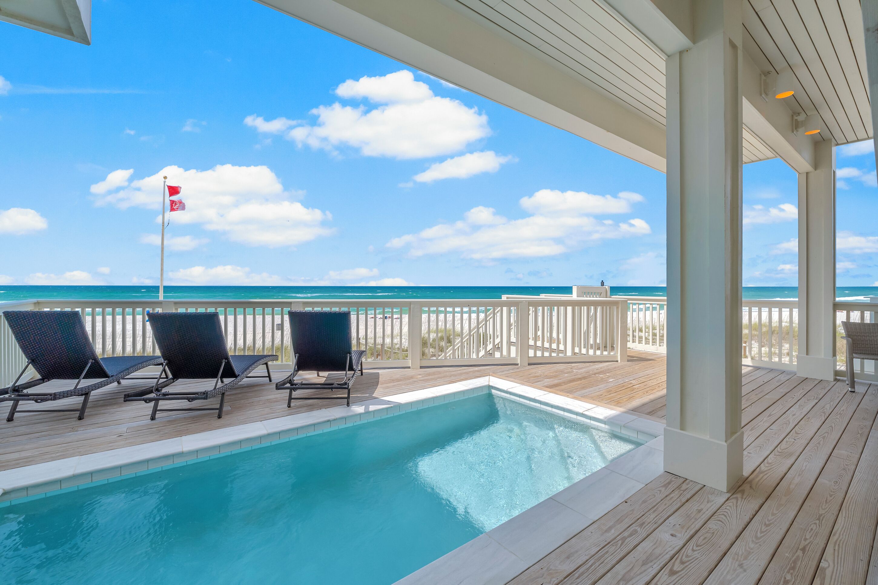 Beach House - Reel Em Inn by Panhandle Getaways