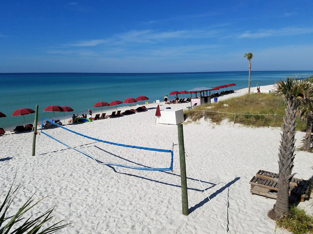 Chateau Beachfront Resort, BW Signature Collection