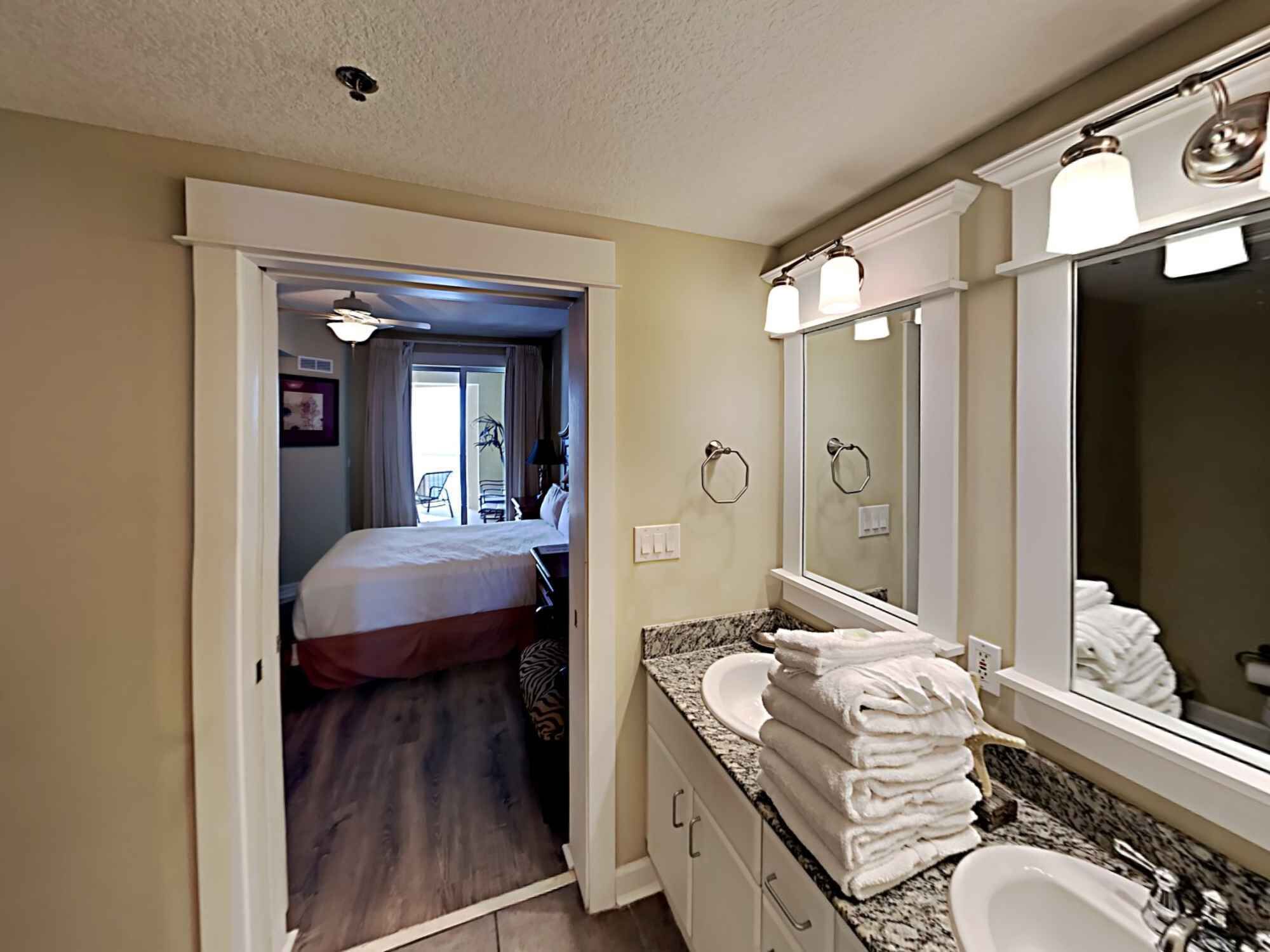 Grand Panama Beach Resort by Southern Vacation Rentals