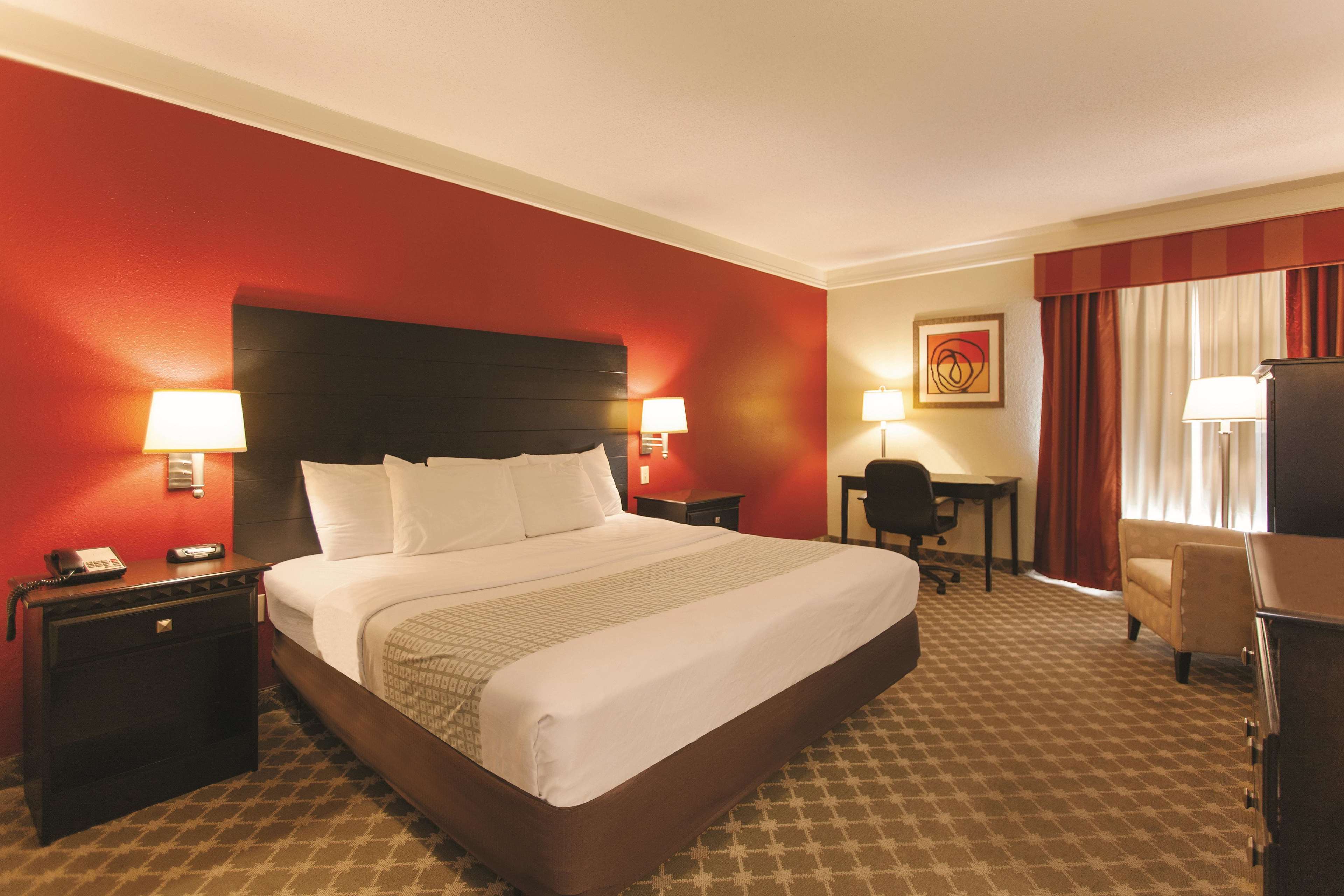 La Quinta Inn & Suites by Wyndham Panama City Beach
