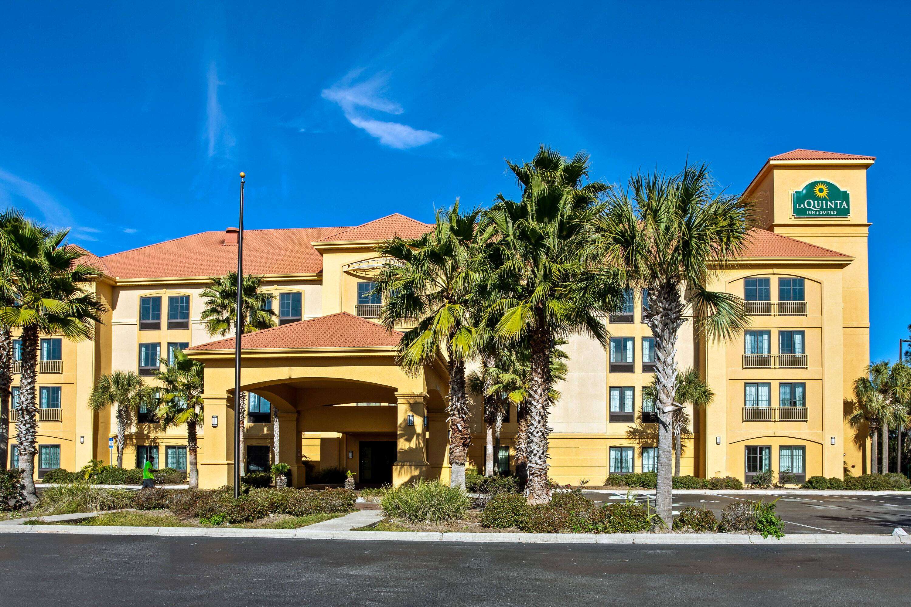 La Quinta Inn & Suites by Wyndham PCB Pier Park area