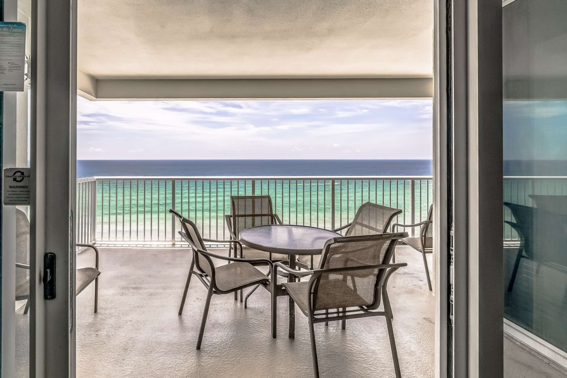 Majestic Beach Towers by iTrip