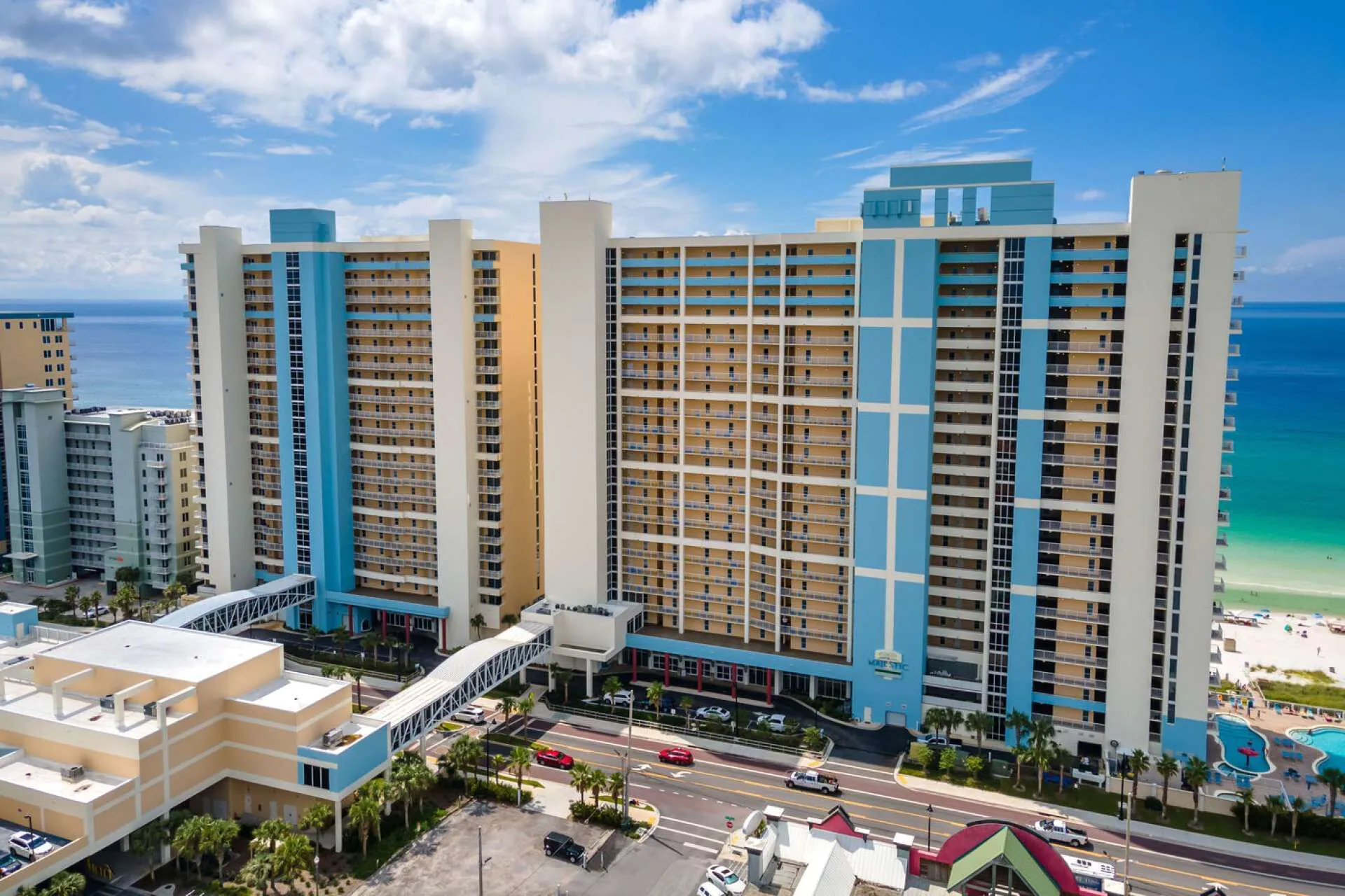 Majestic Beach Towers by iTrip