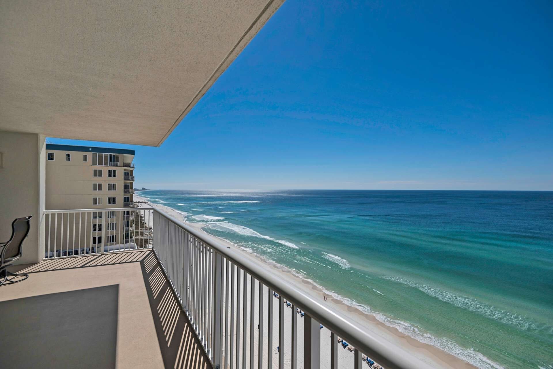 Majestic Beach Towers by iTrip