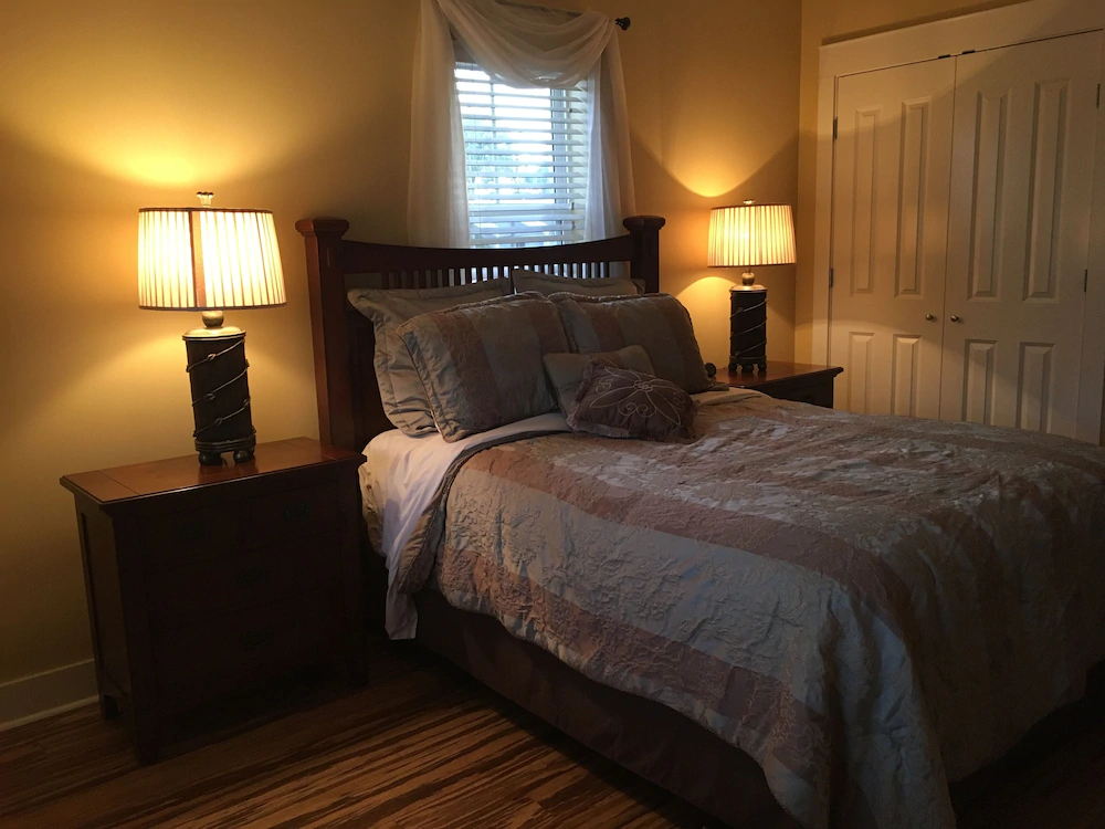 Mills Seaview Cottage by Forehand Rentals