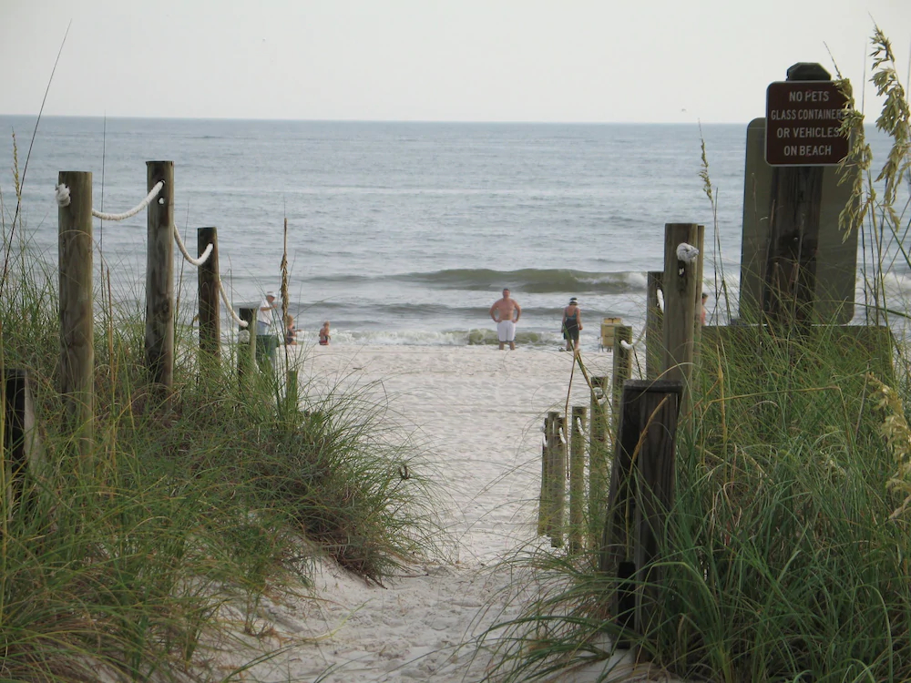 Mills Seaview Cottage by Forehand Rentals