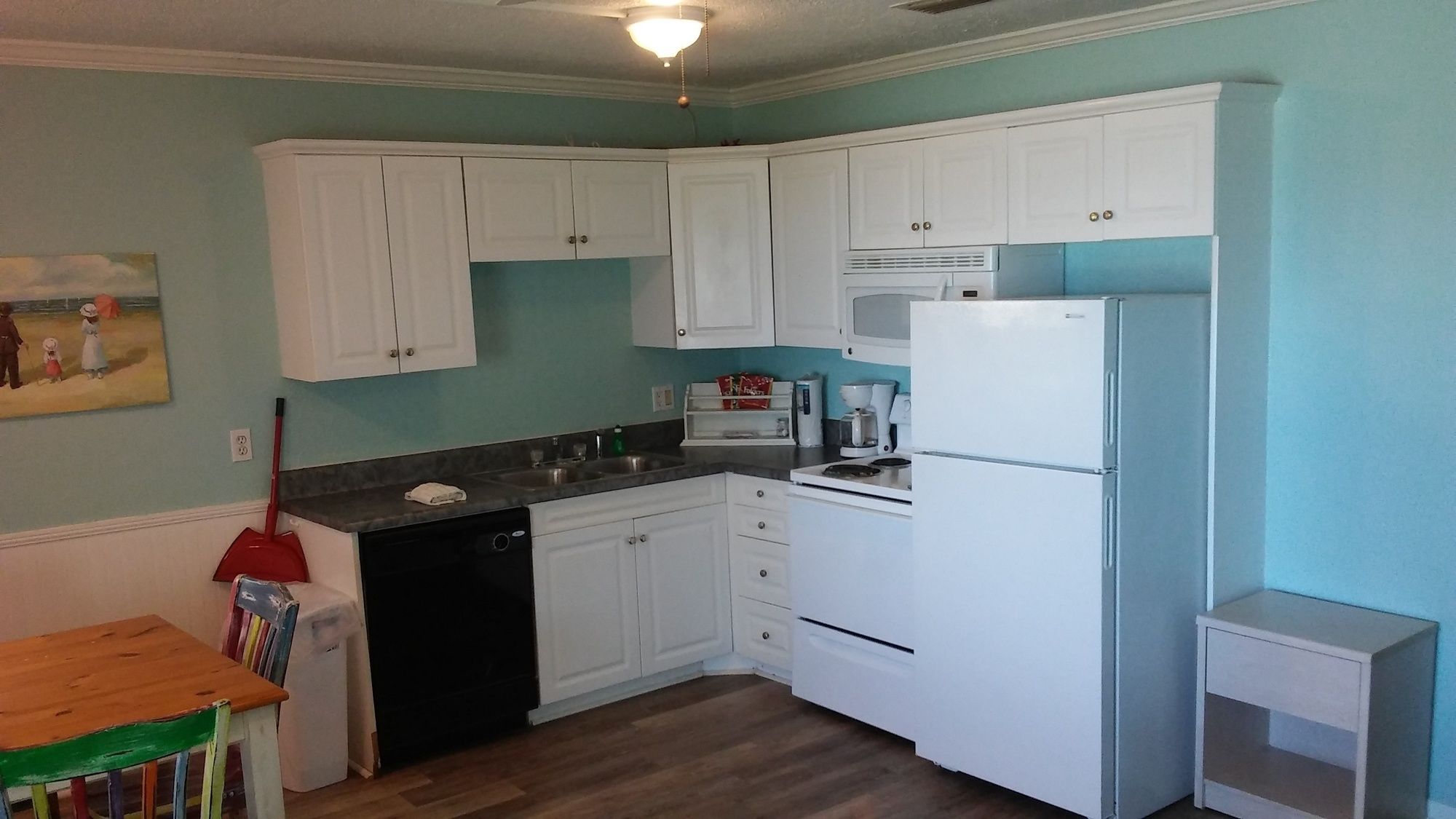 Pineapple Villas on Laguna Beach