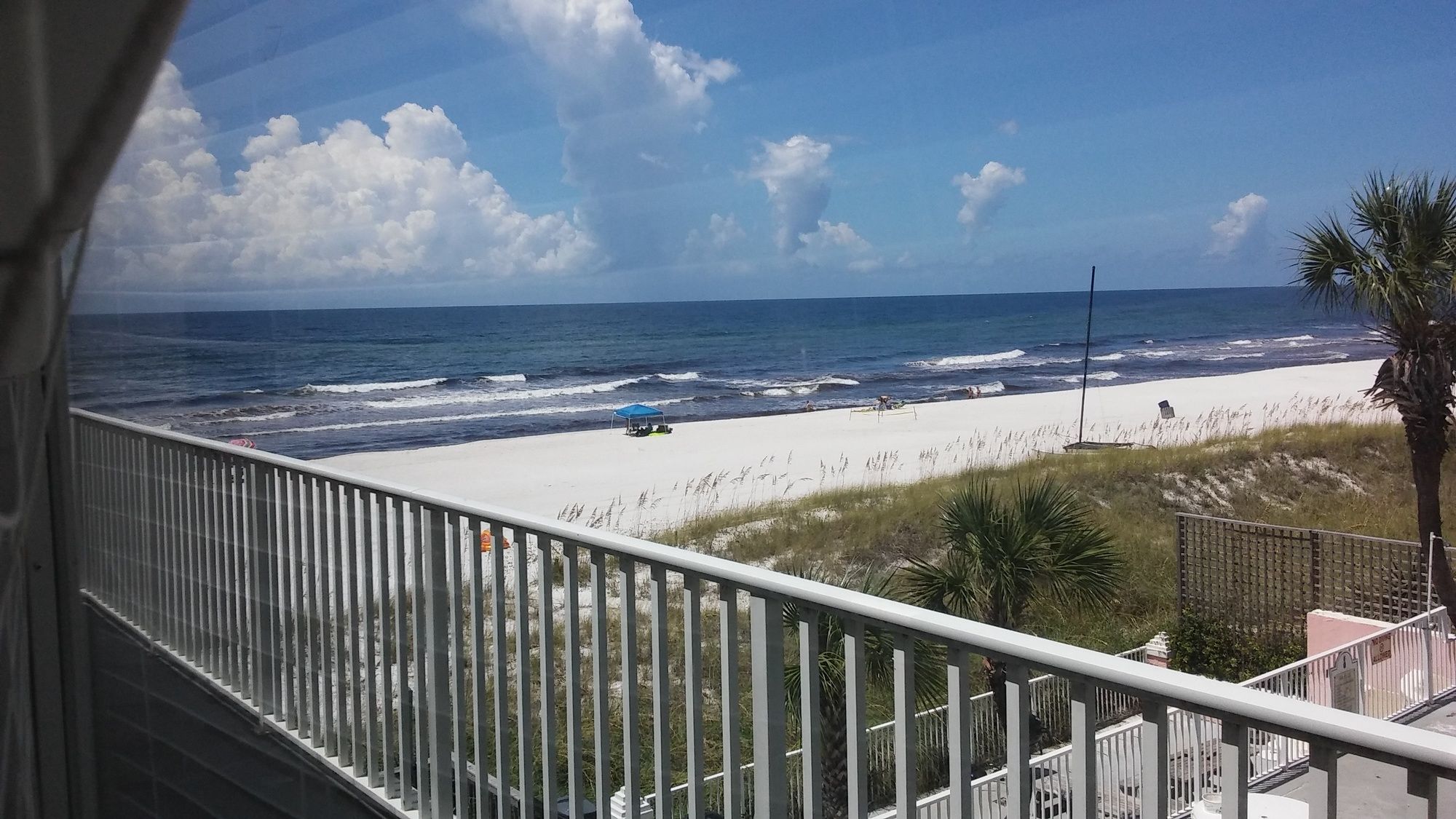 Pineapple Villas on Laguna Beach