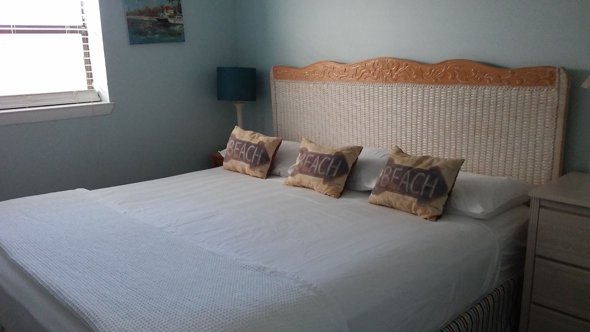 Pineapple Villas on Laguna Beach