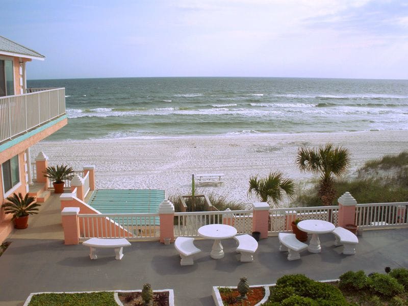 Pineapple Villas on Laguna Beach