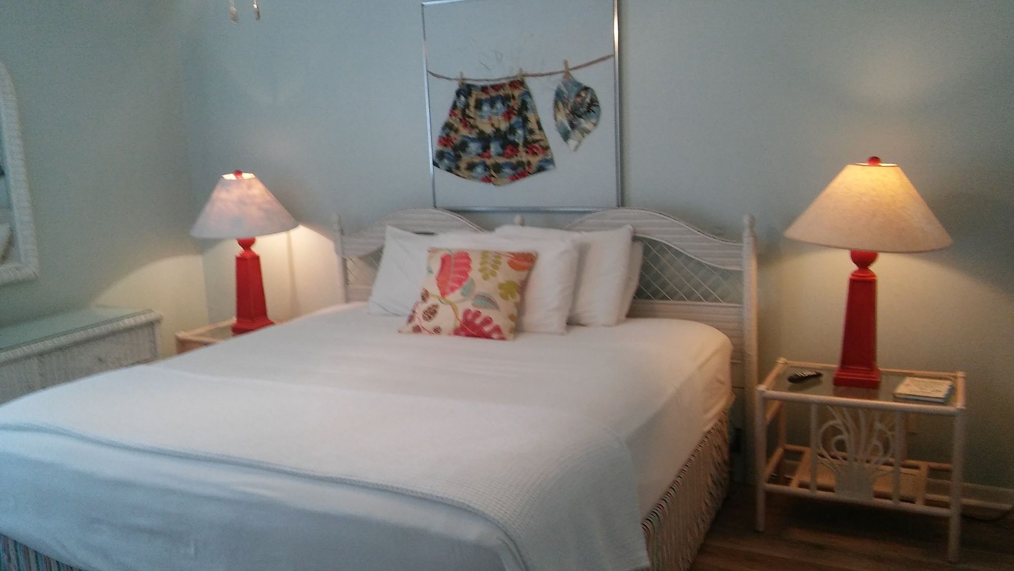 Pineapple Villas on Laguna Beach