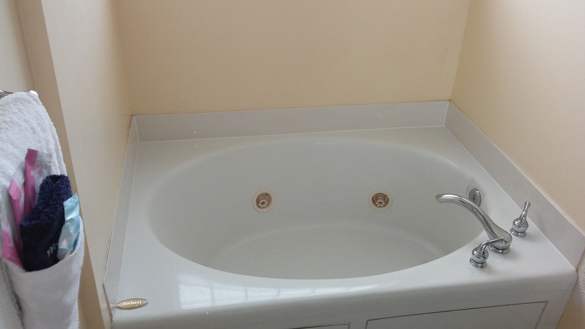 Pineapple Villas on Laguna Beach