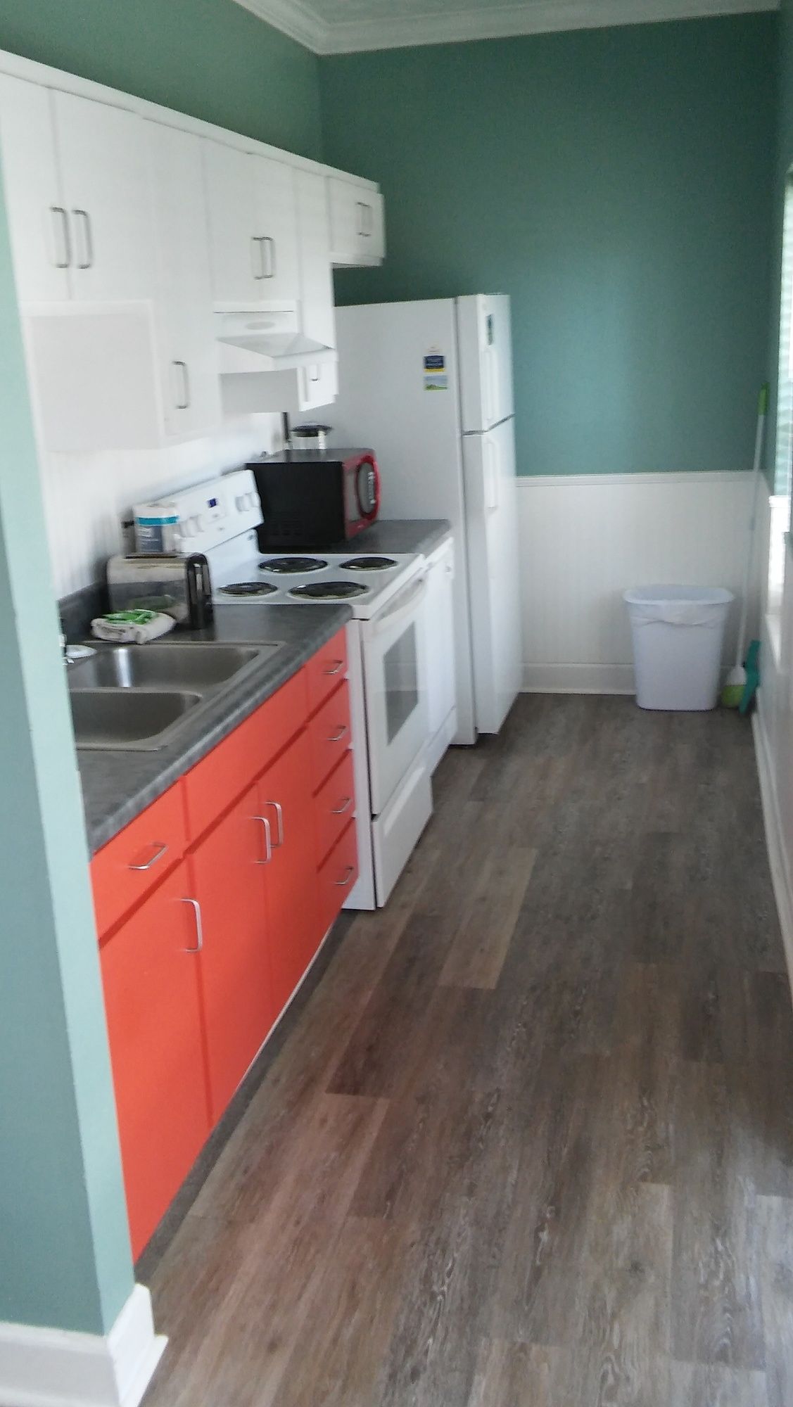 Pineapple Villas on Laguna Beach