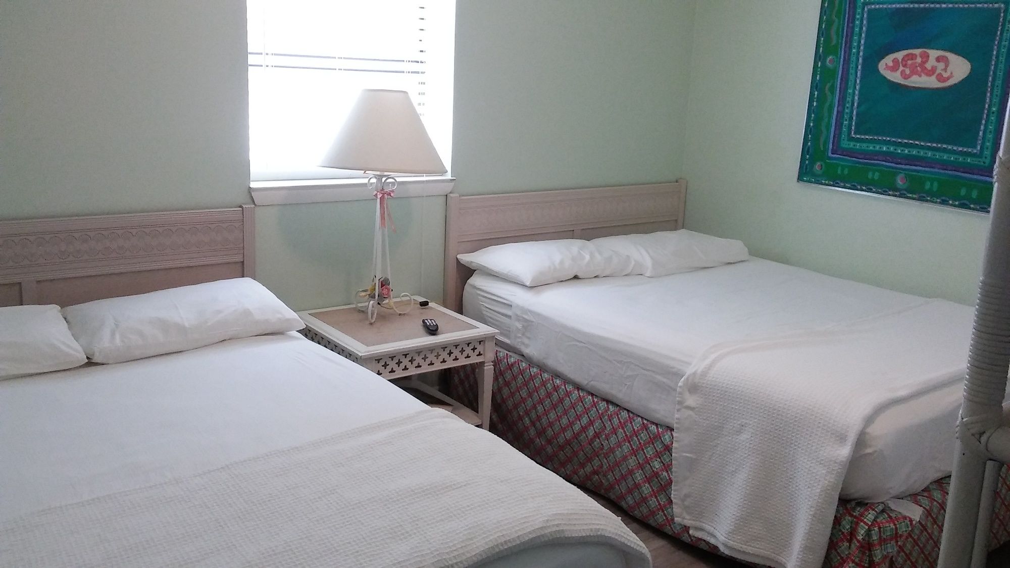 Pineapple Villas on Laguna Beach