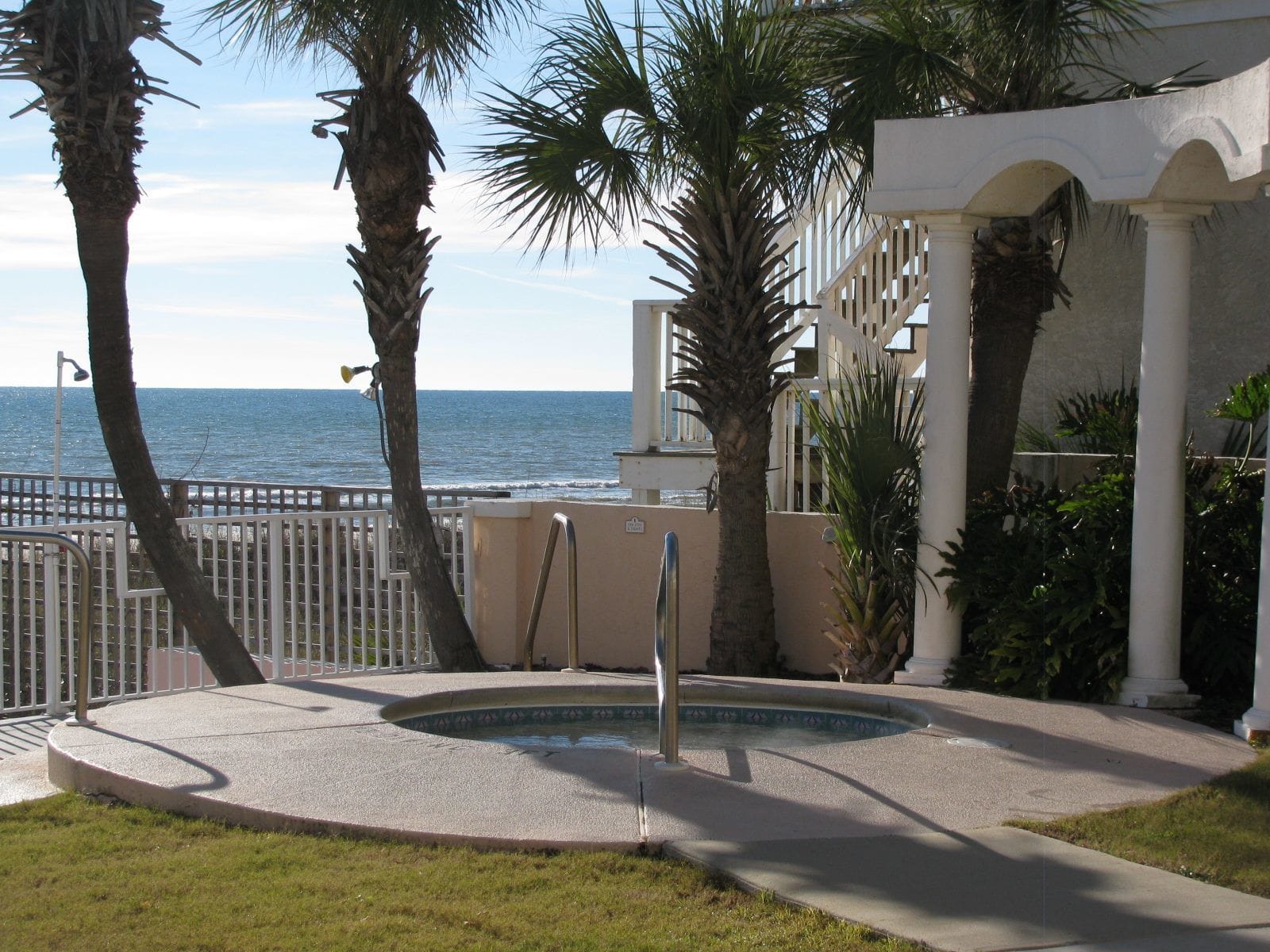 Pineapple Villas on Laguna Beach