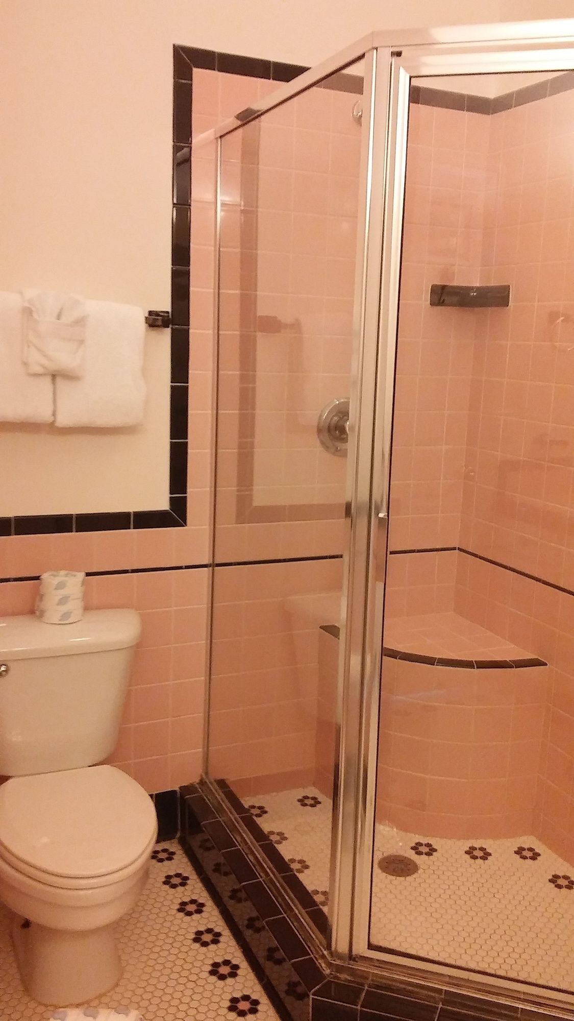 Pineapple Villas on Laguna Beach